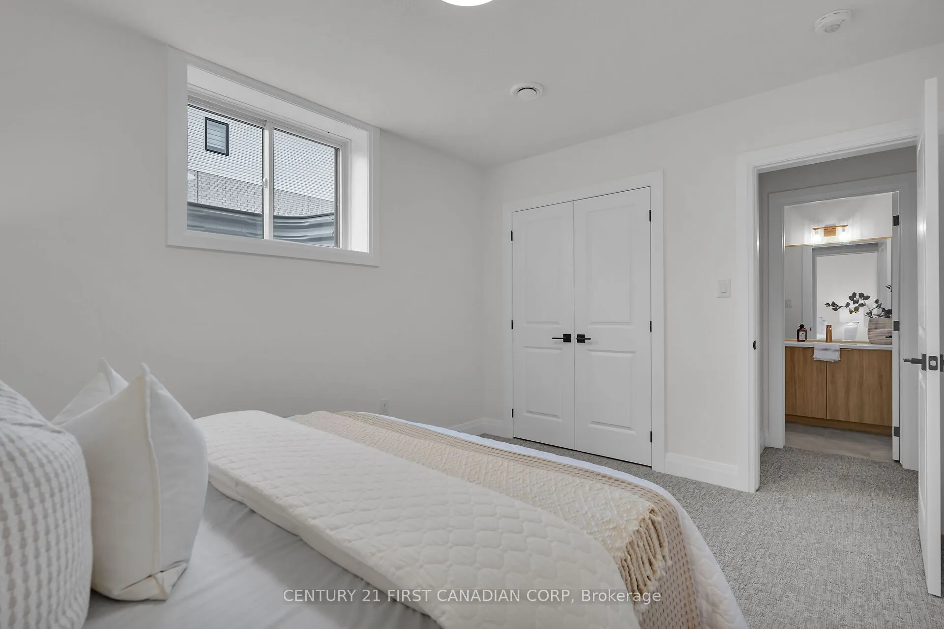 1918 Fountain Grass Drive