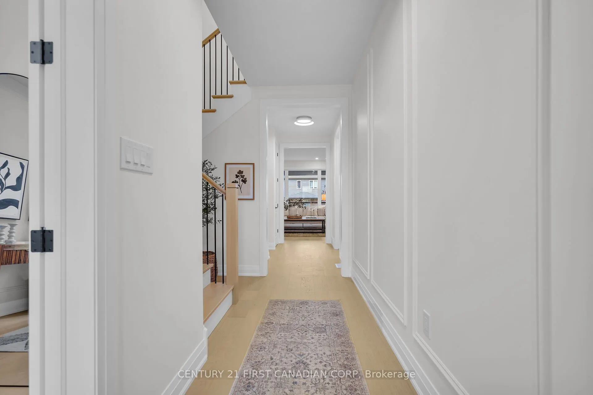 1918 Fountain Grass Drive