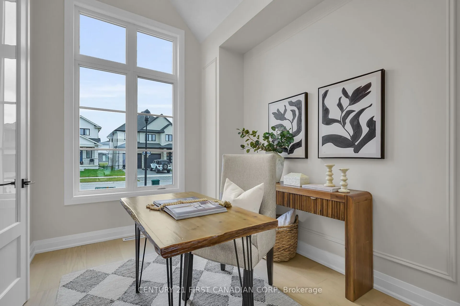 1918 Fountain Grass Drive