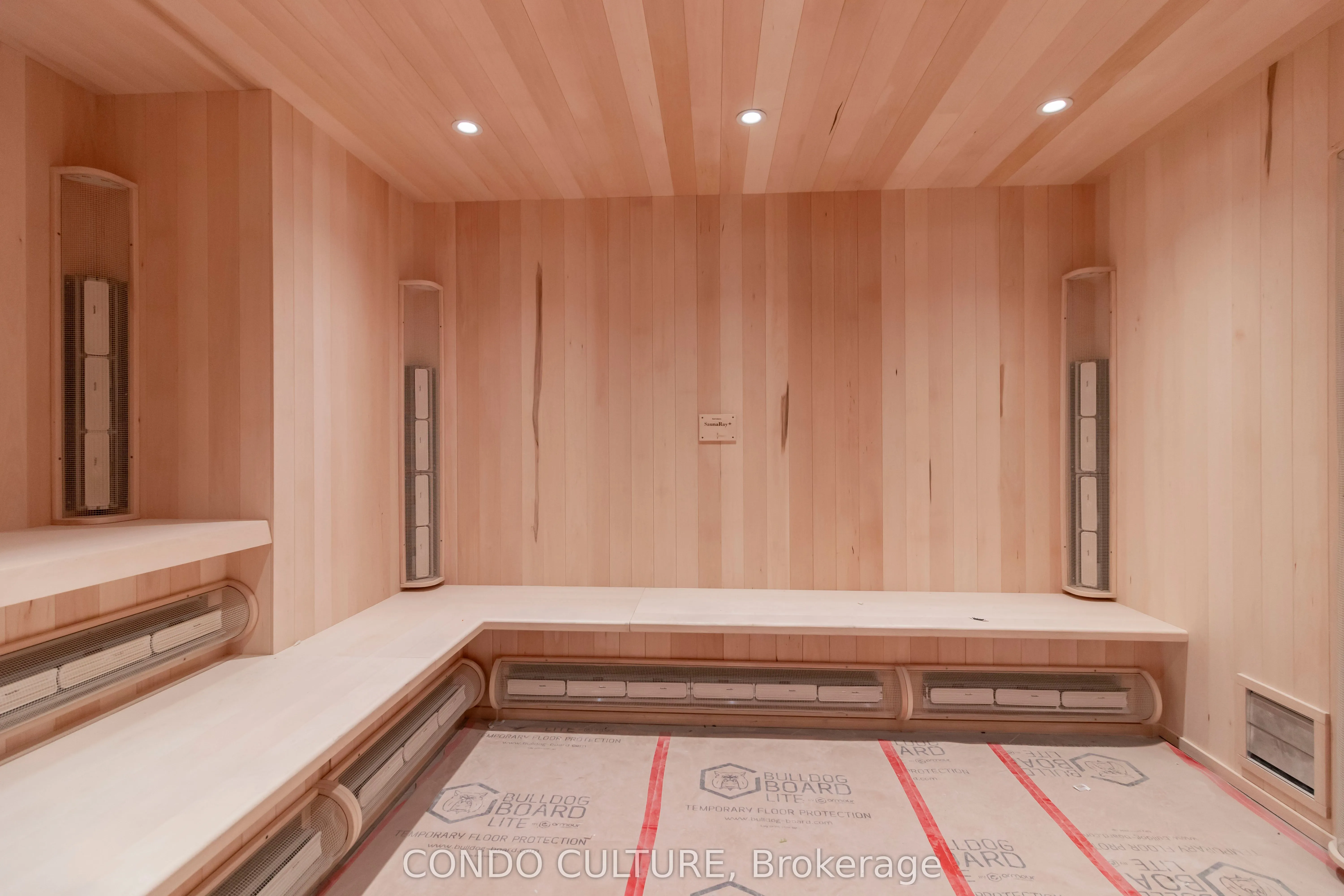 25 Wellington Street S, #3205