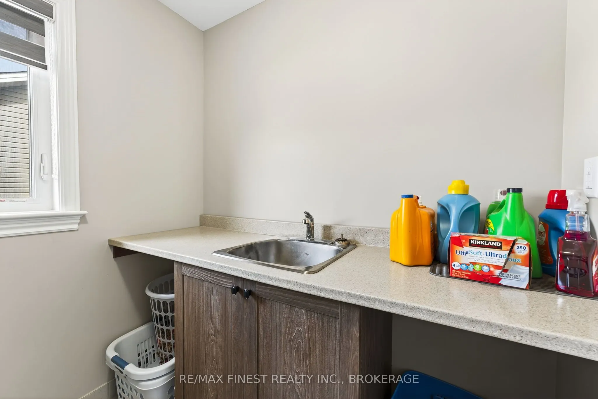 1257 Wheathill Street