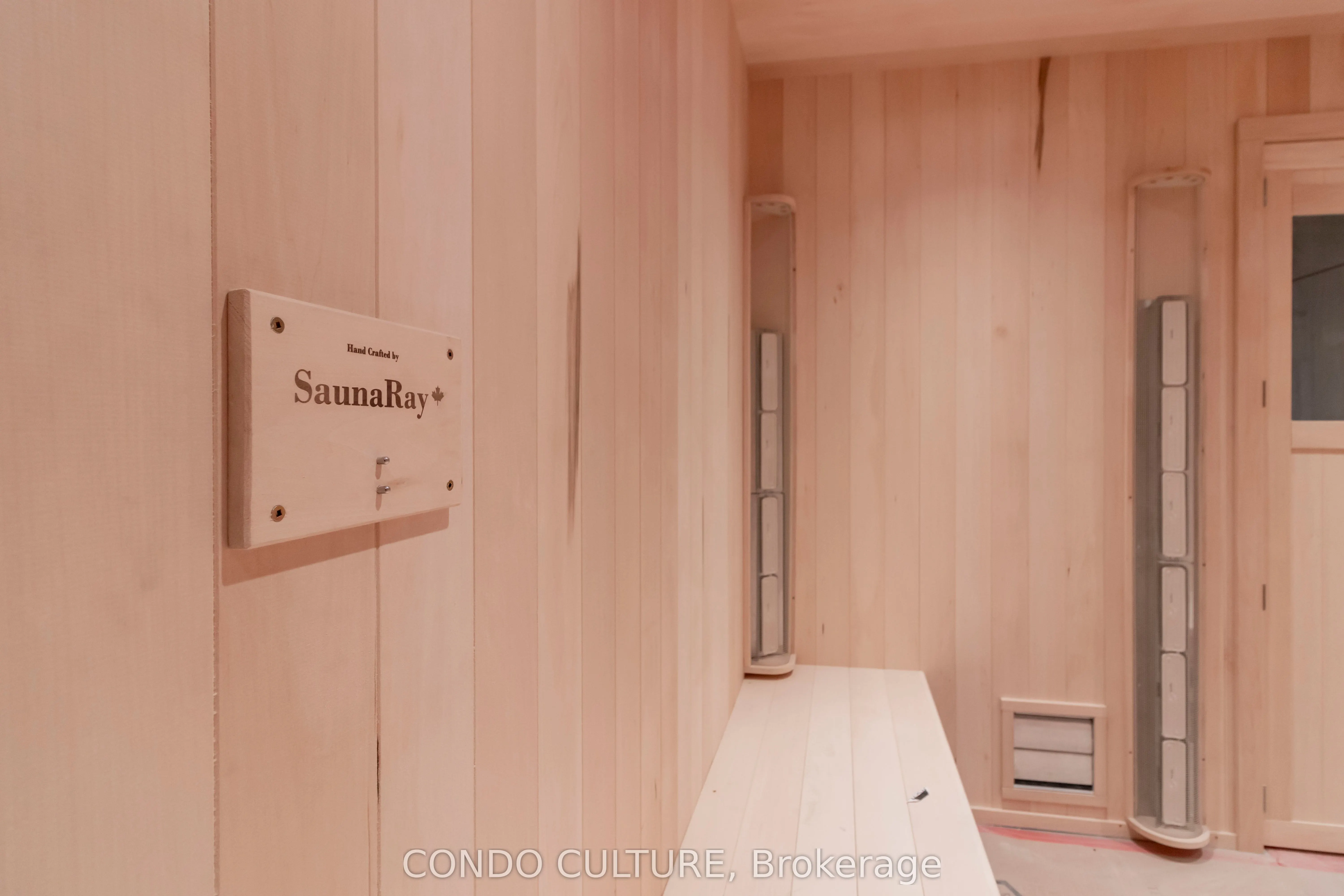 25 Wellington Street S, #1108