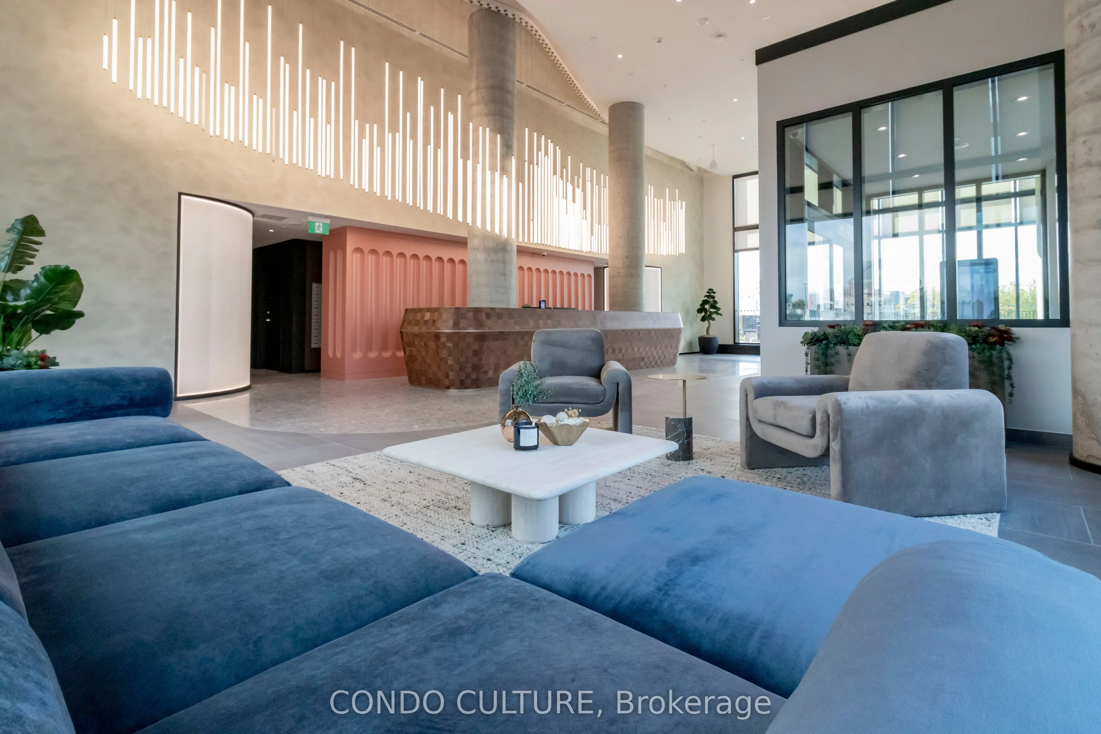 25 Wellington Street S, #2507