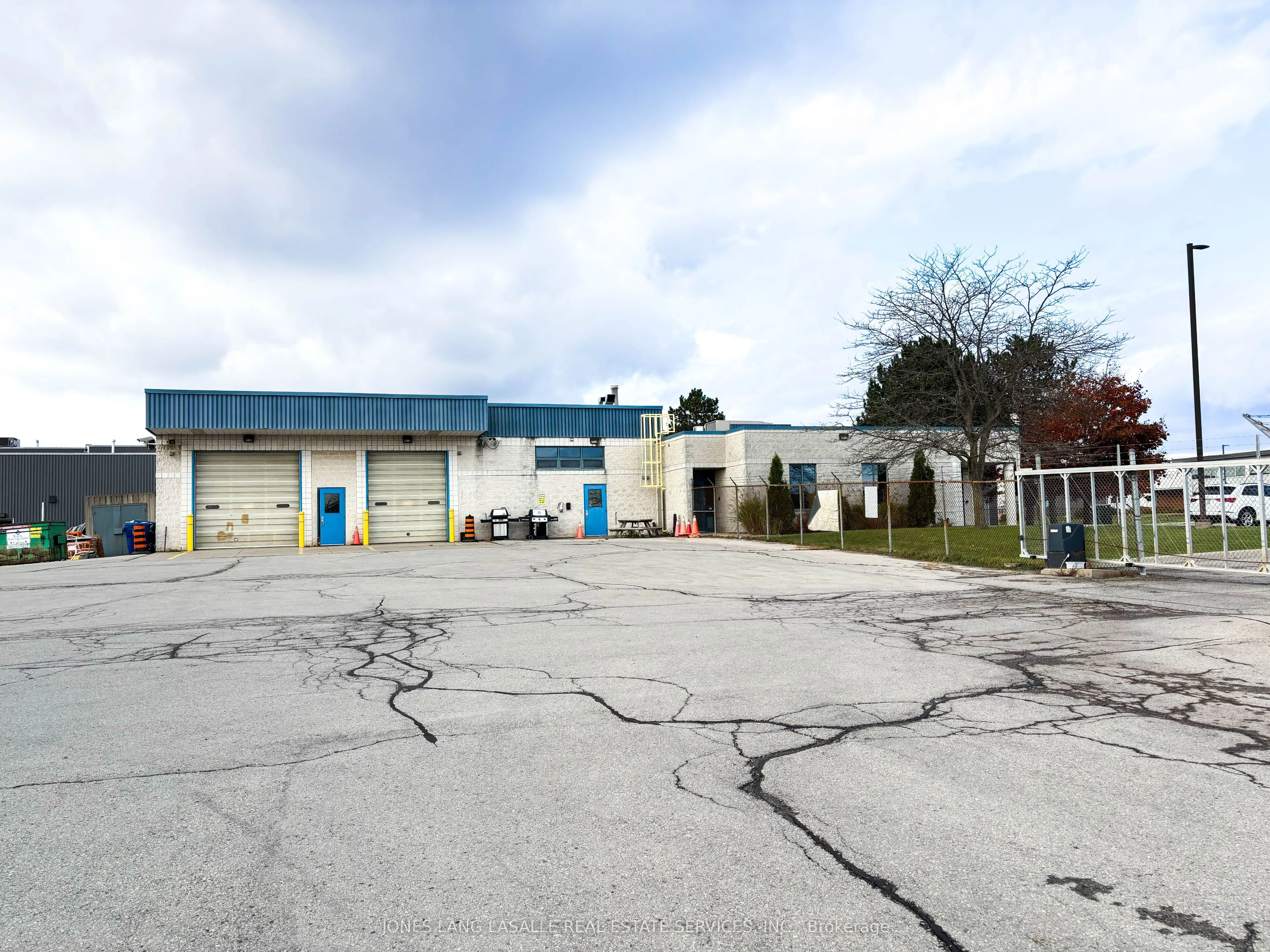 1474 Sandhill Drive