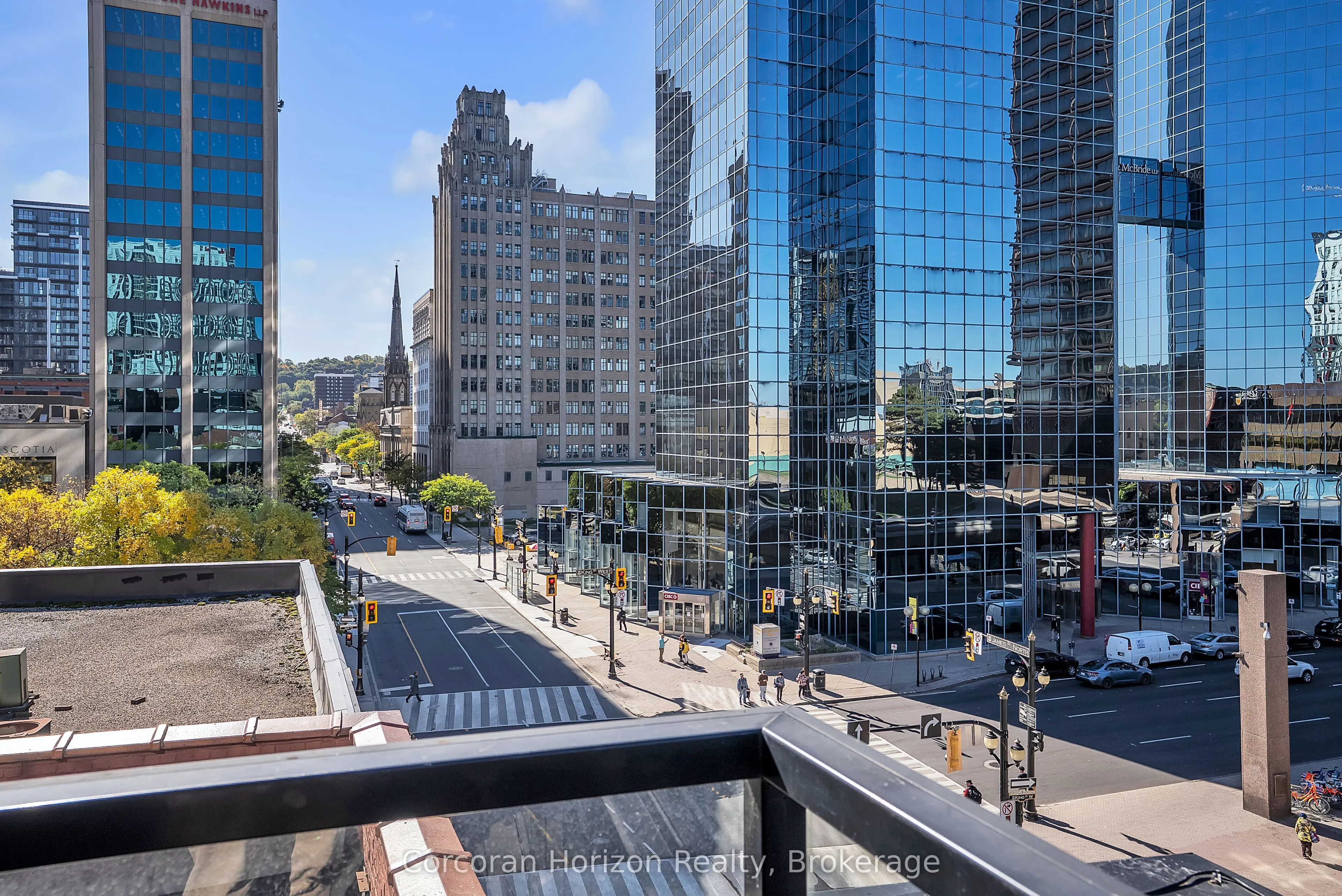 12 JAMES Street N, #402