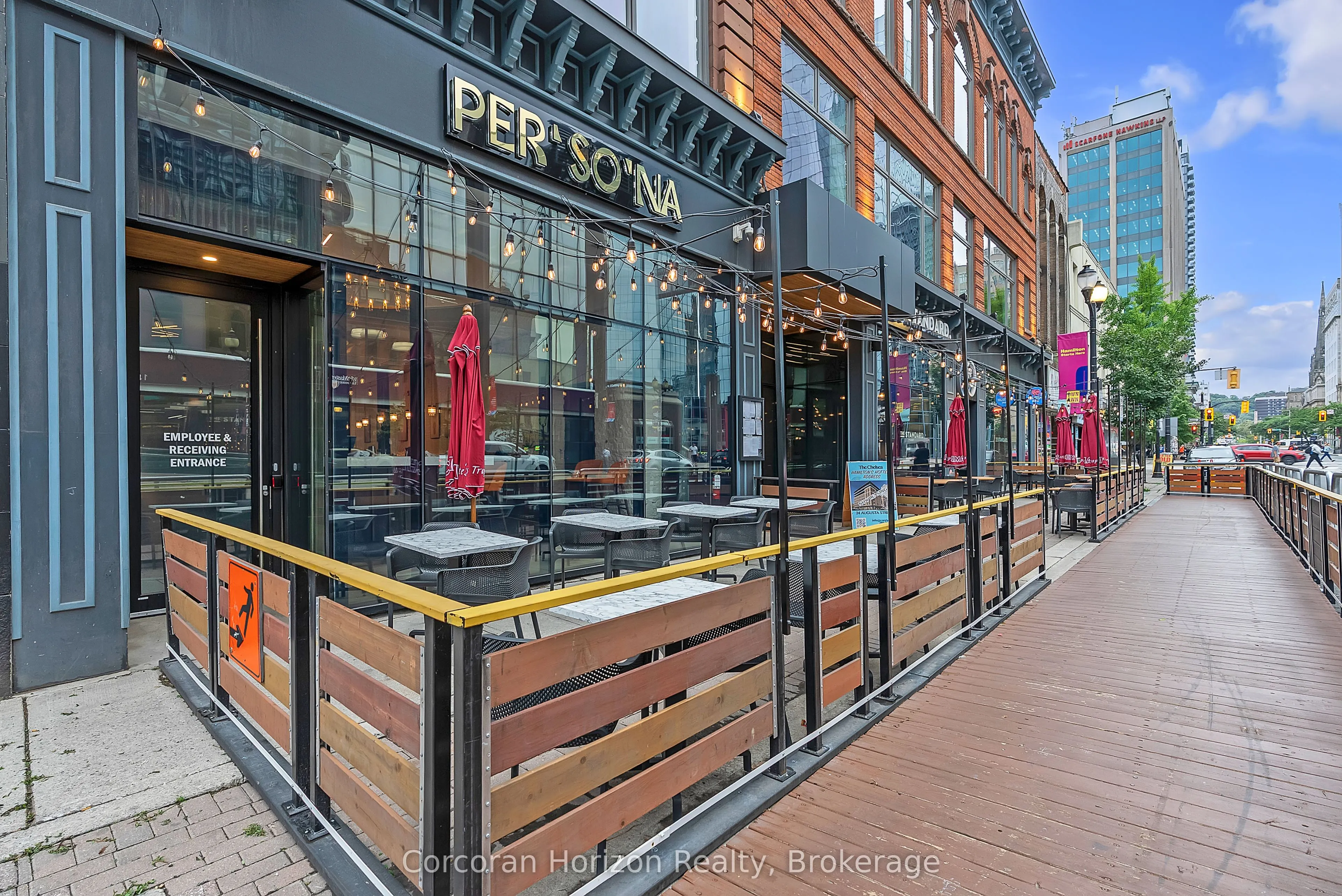 12 JAMES Street N, #402