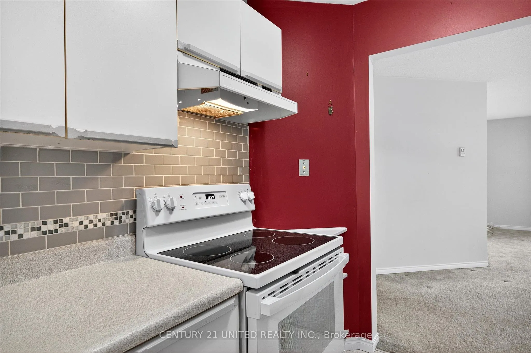 475 Parkhill Road W, #224