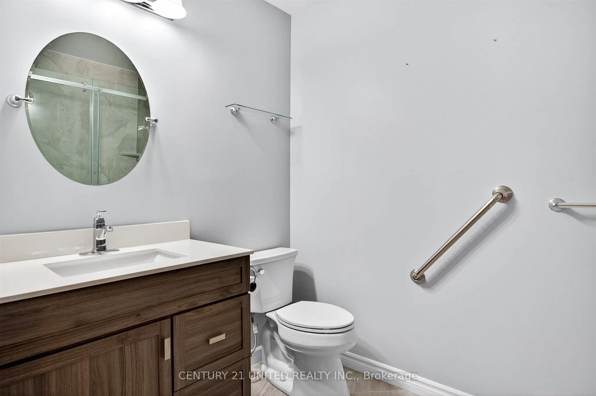 475 Parkhill Road W, #224