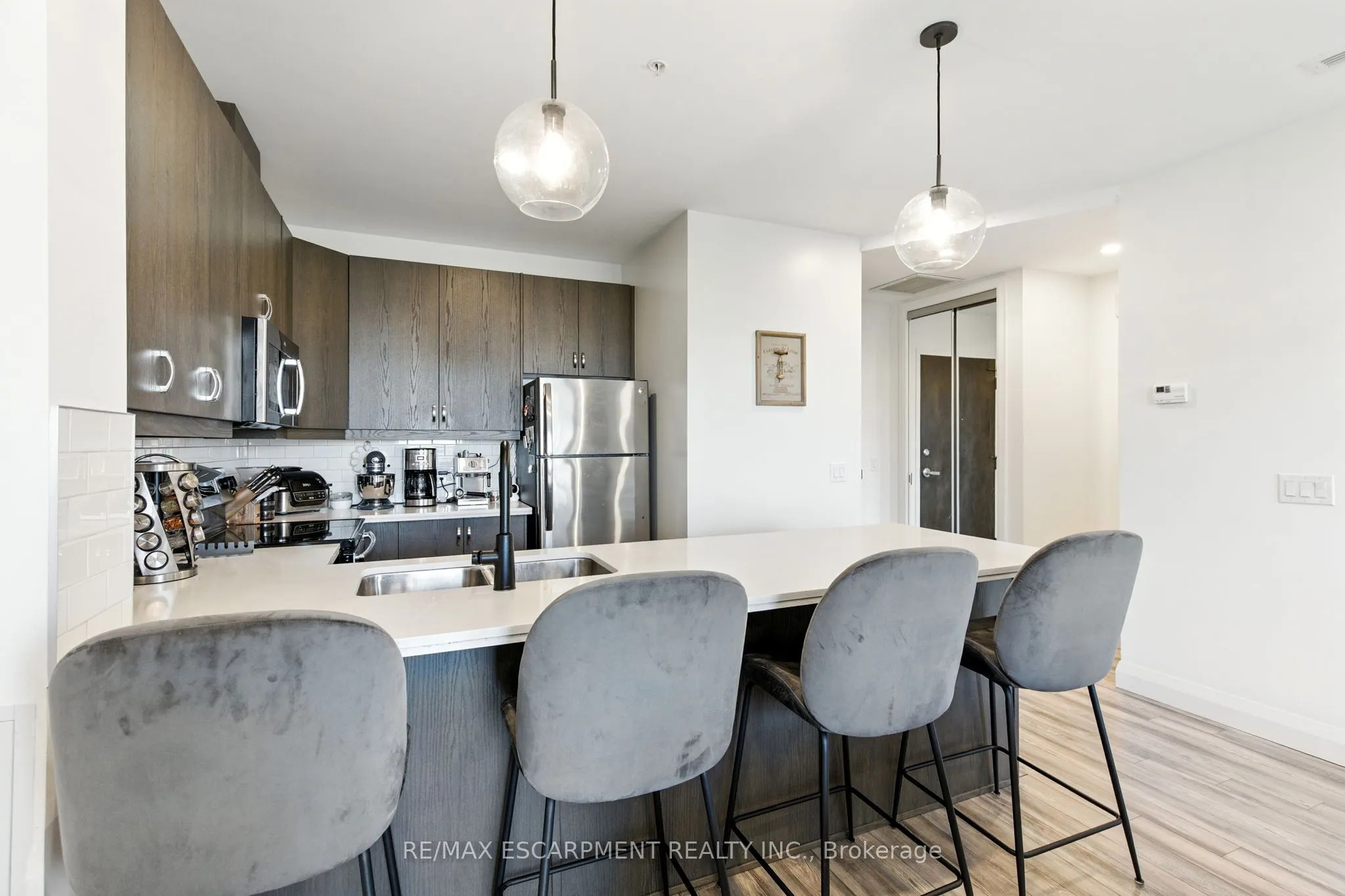 118 King Street E, #523