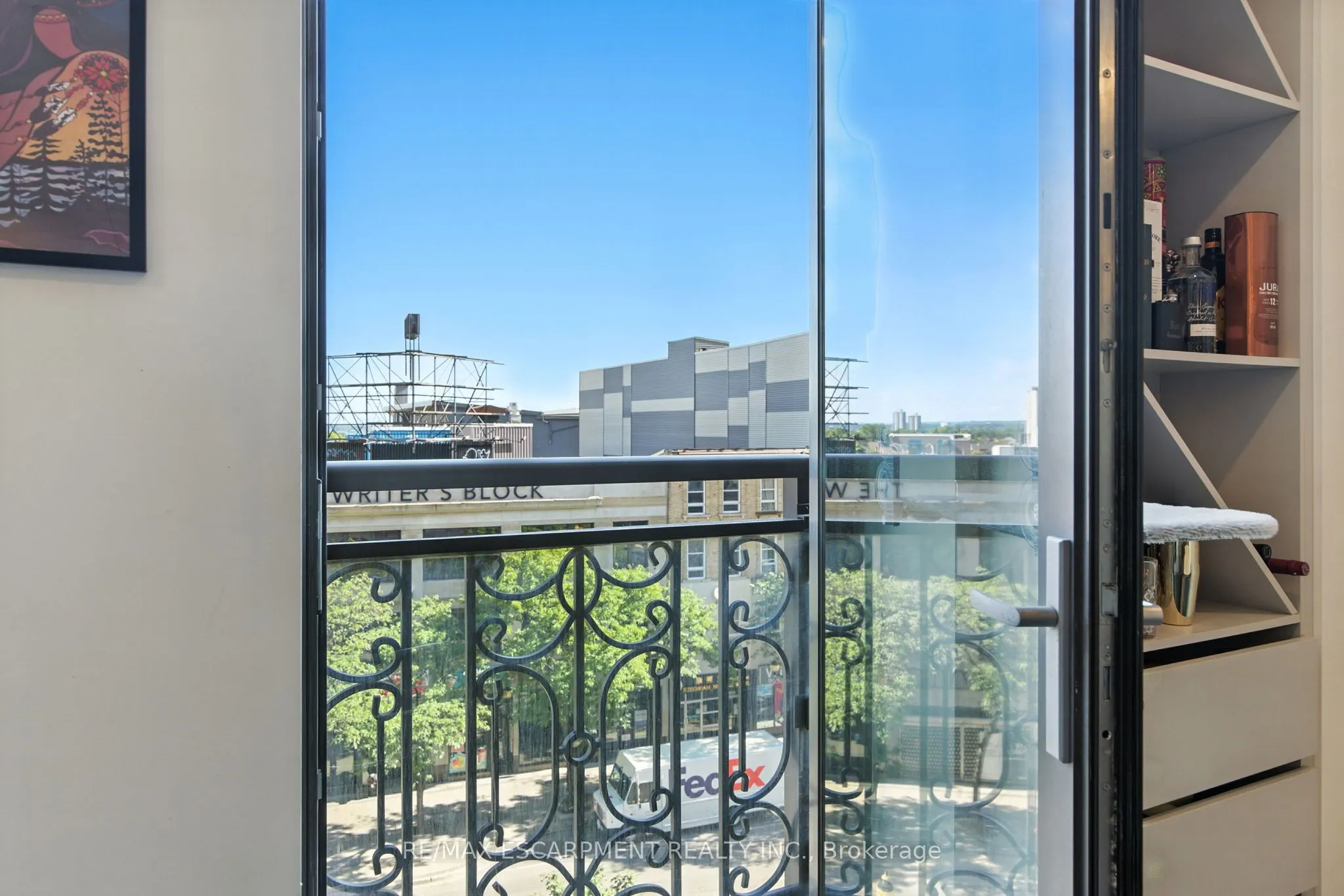 118 King Street E, #523