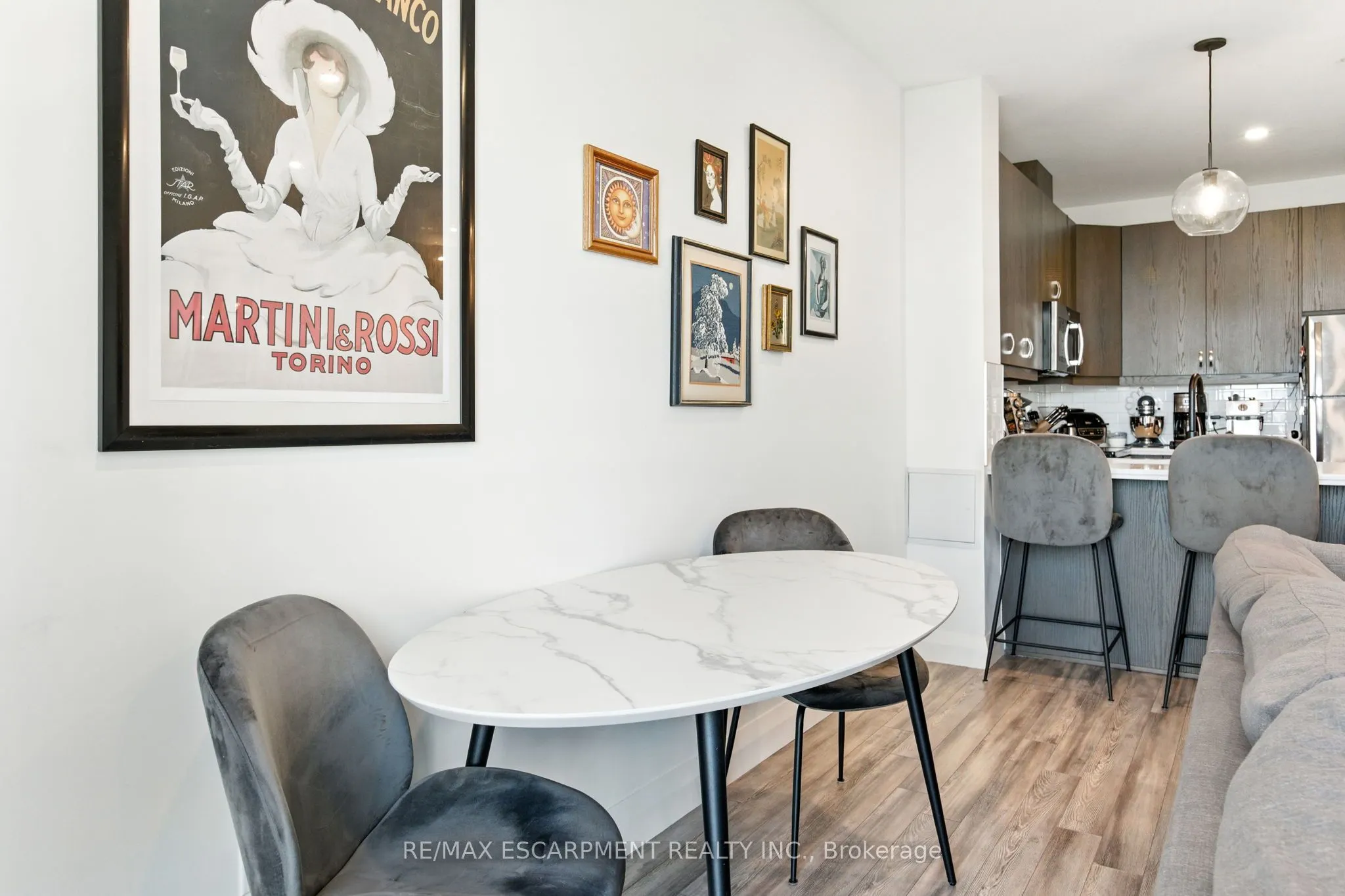 118 King Street E, #523