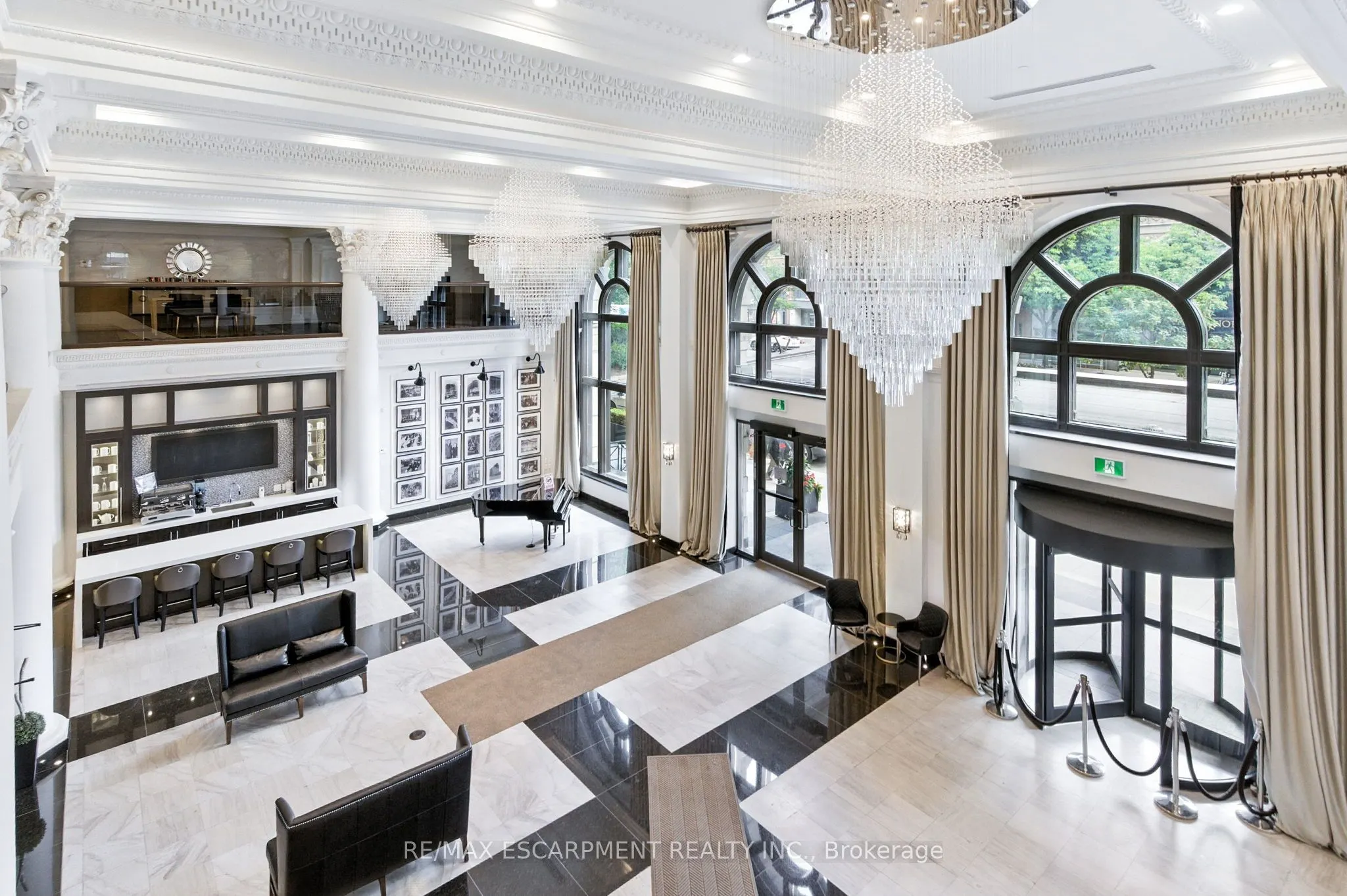 118 King Street E, #523