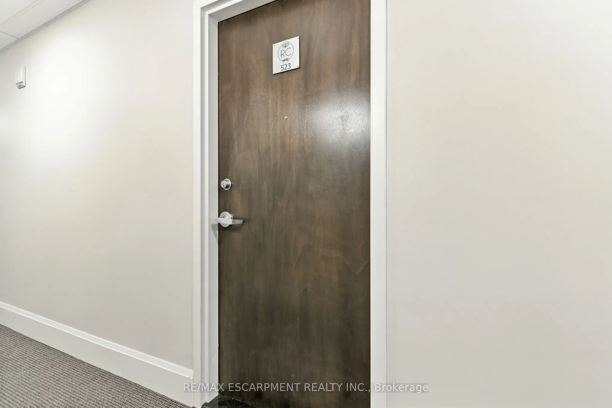 118 King Street E, #523