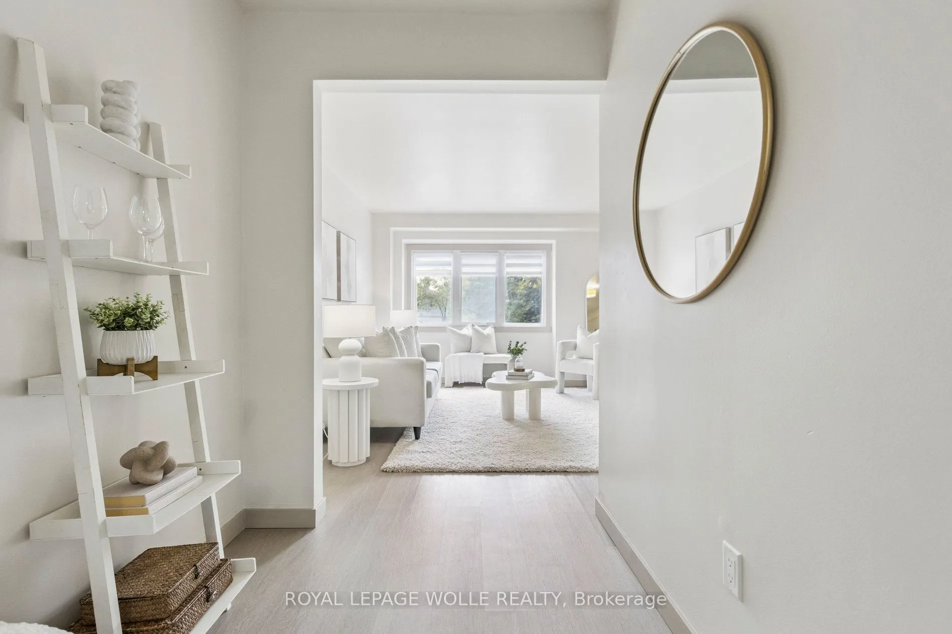 89 Woolwich Street, #27