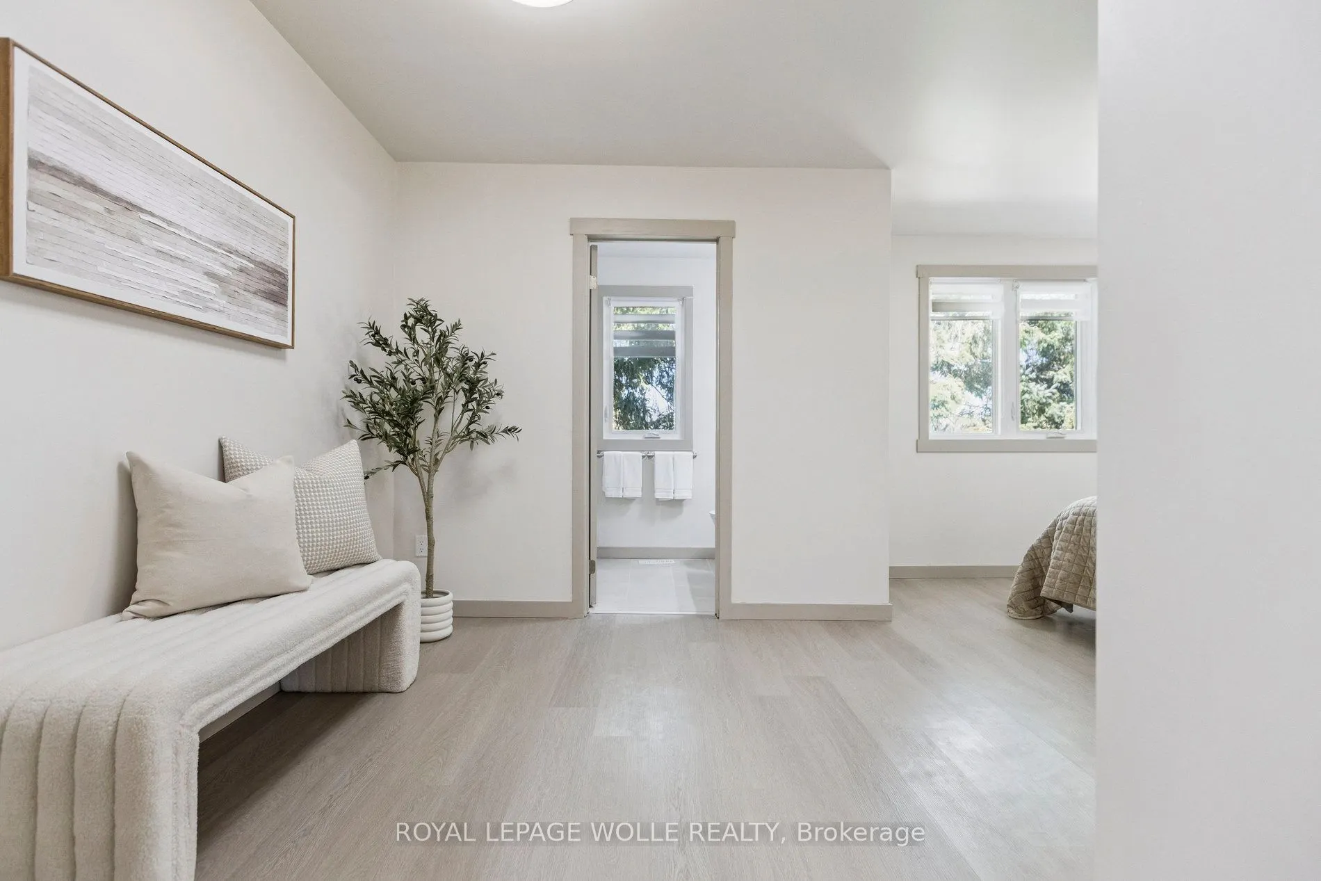 89 Woolwich Street, #27