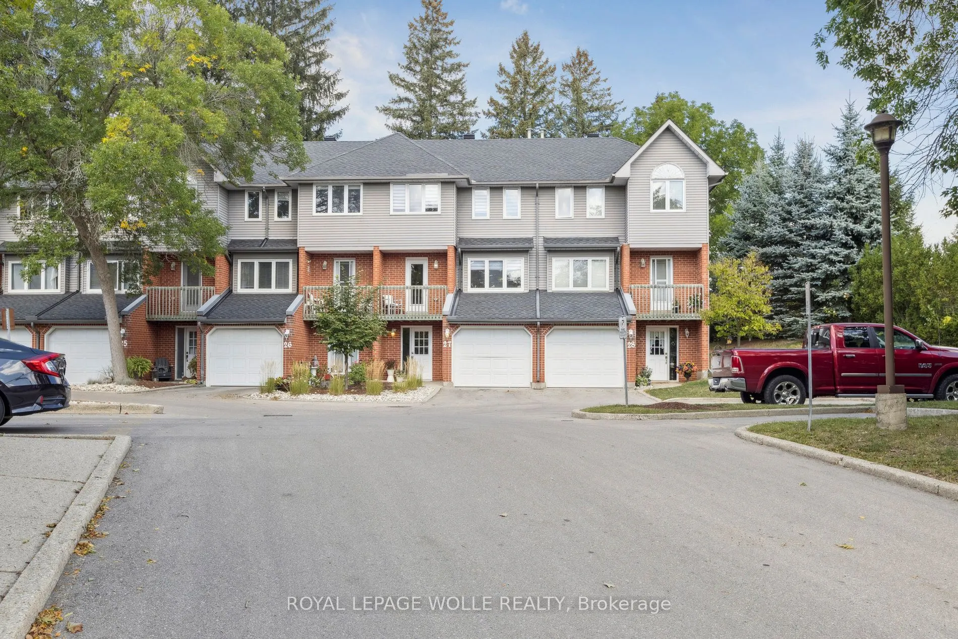 89 Woolwich Street, #27