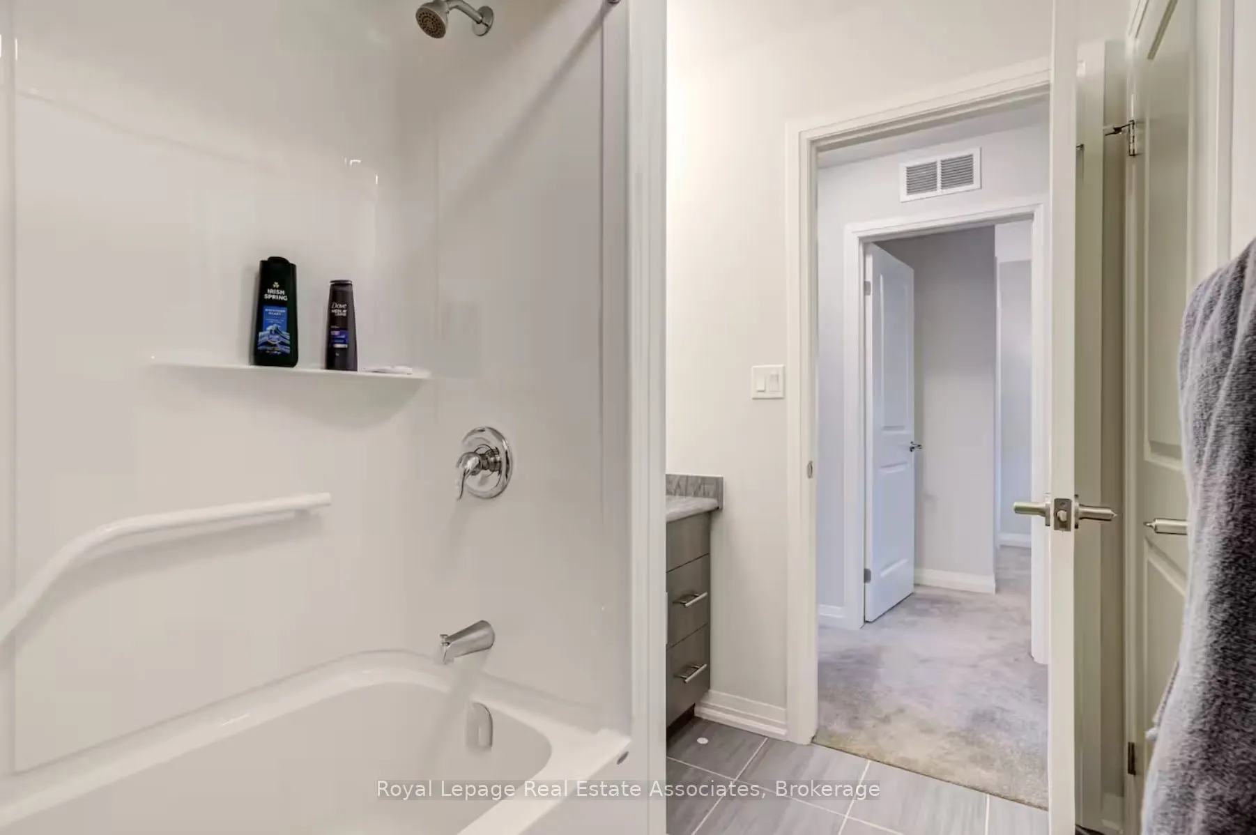 4552 Portage Road, #45