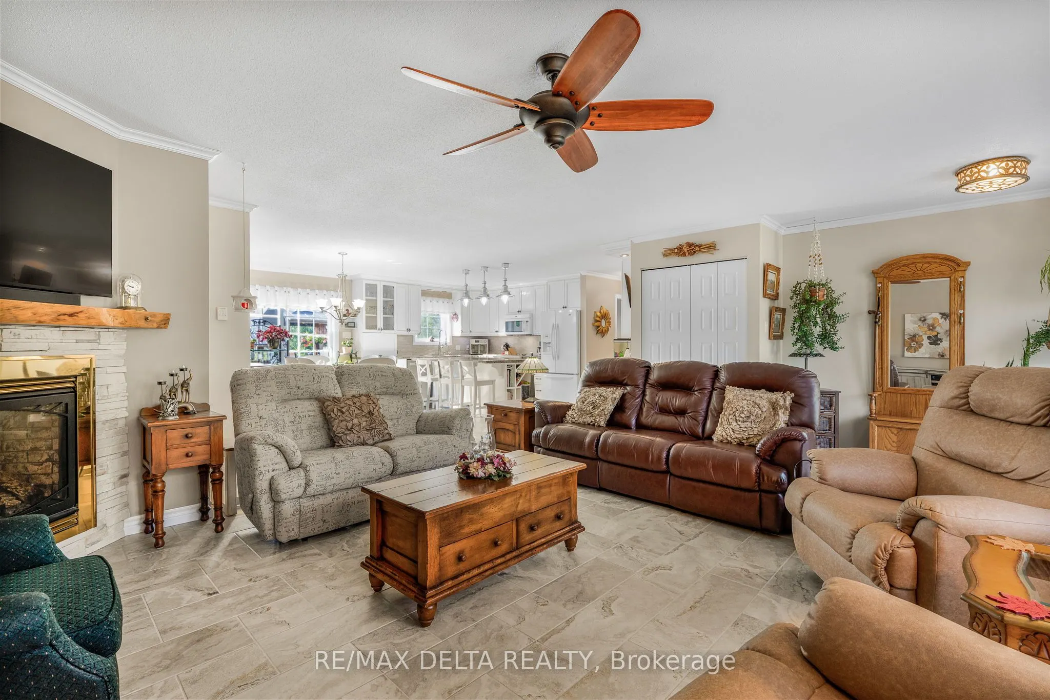 990 Concession 1 Concession