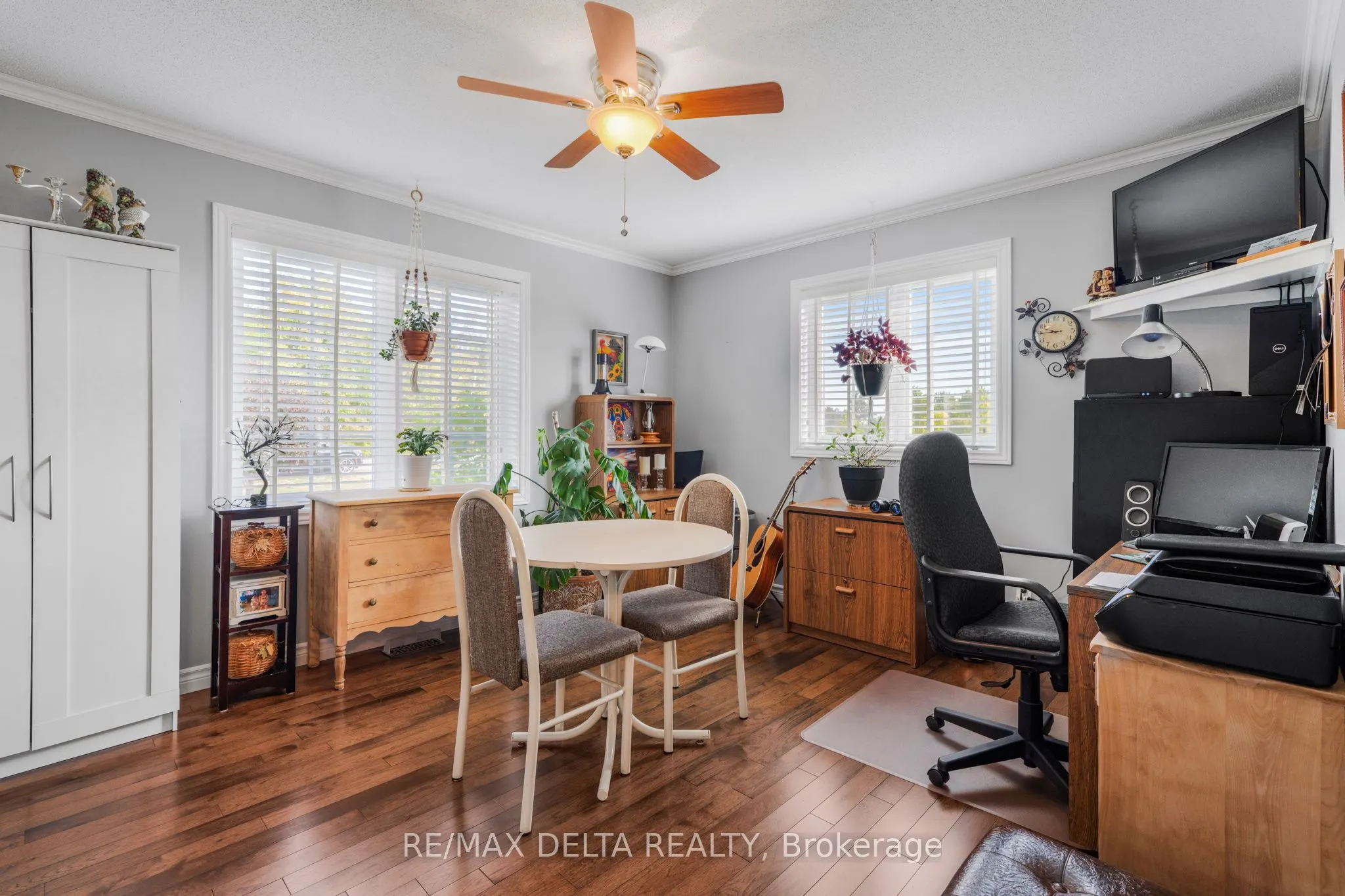 990 Concession 1 Concession