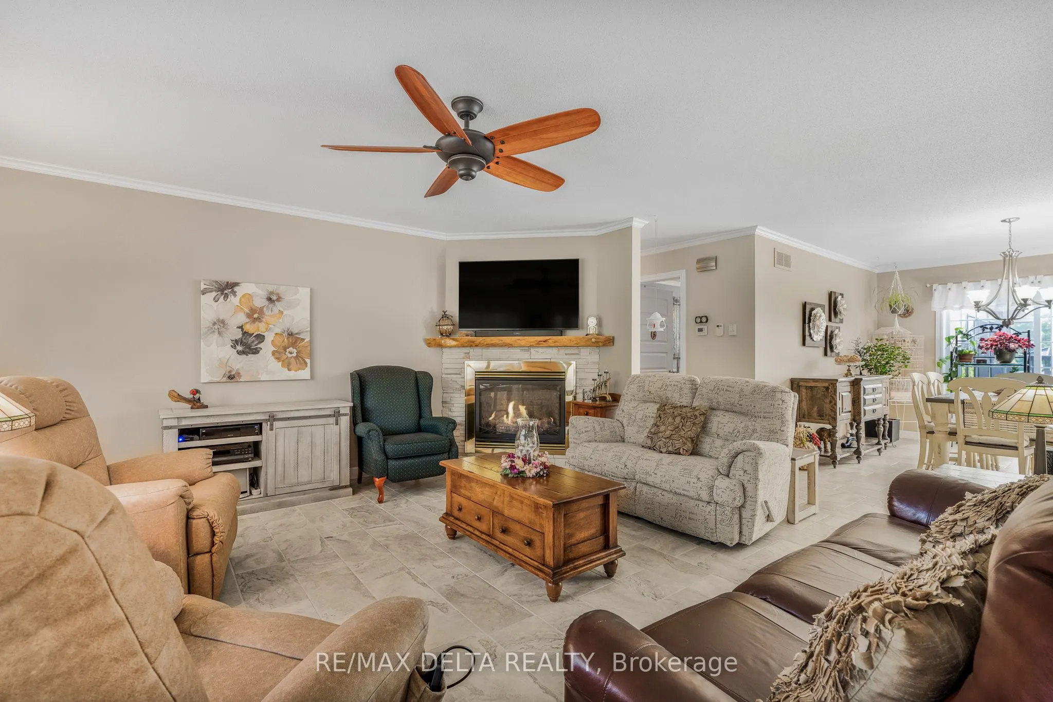 990 Concession 1 Concession