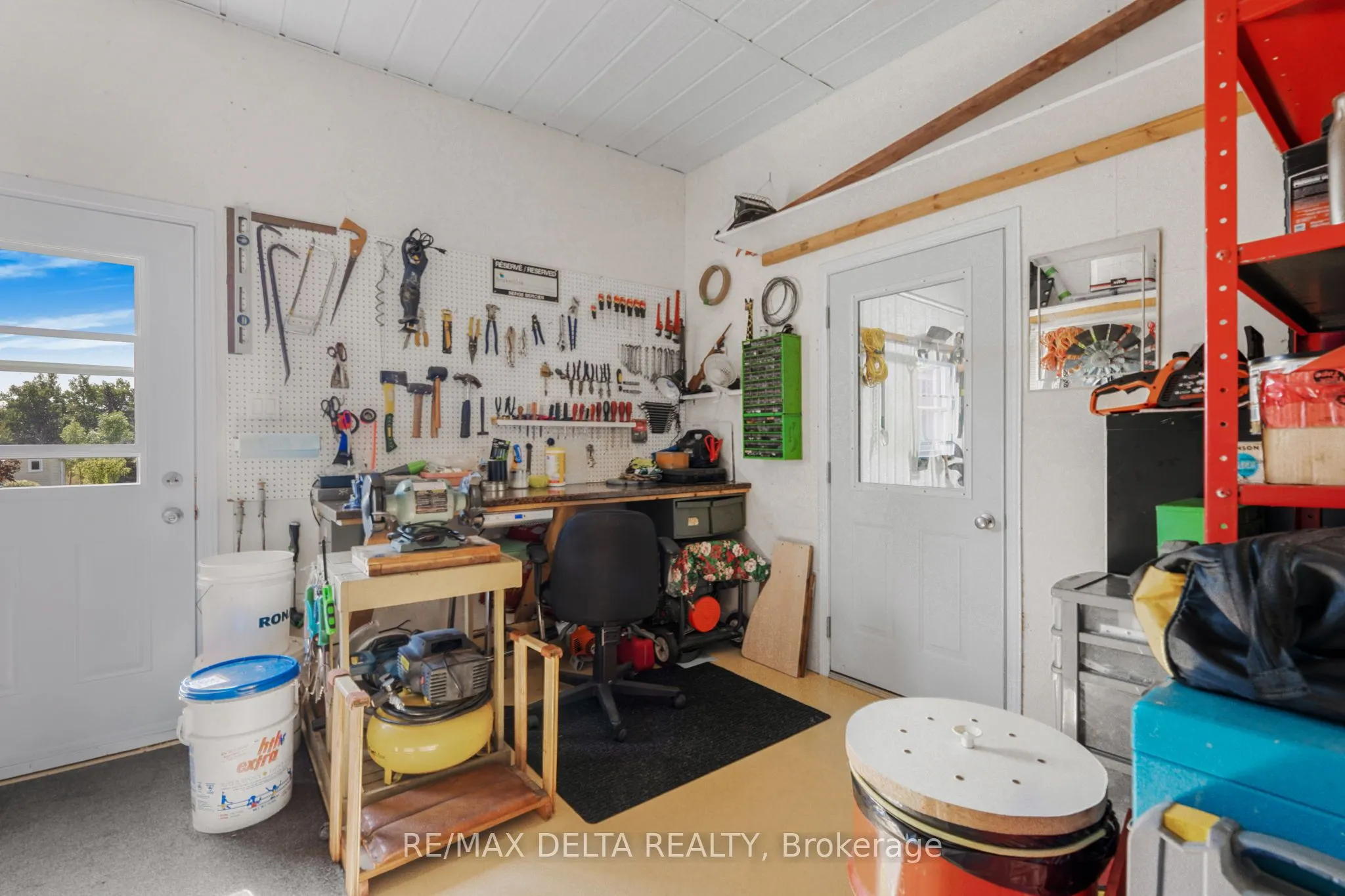 990 Concession 1 Concession