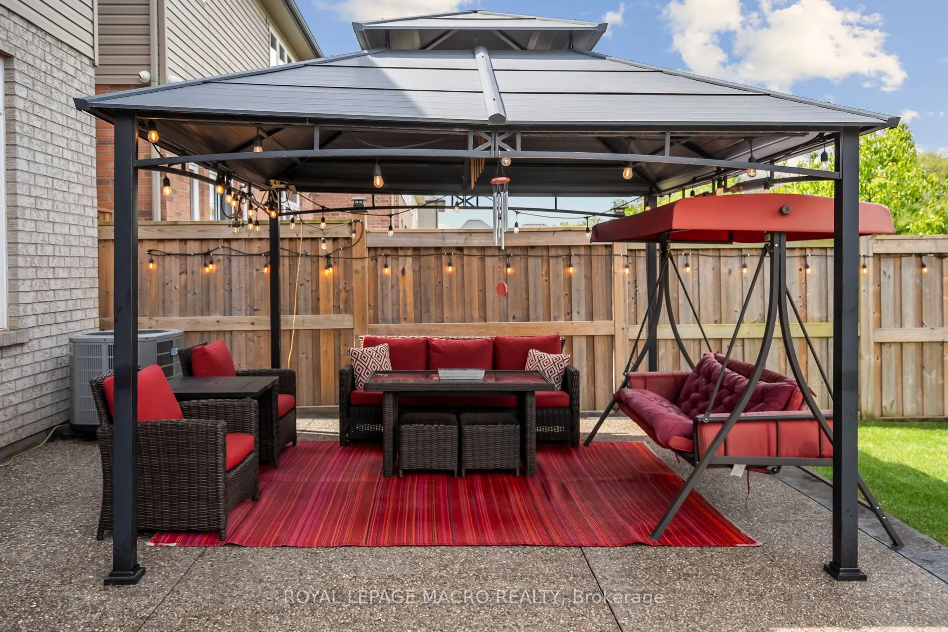 80 Bellroyal Crescent