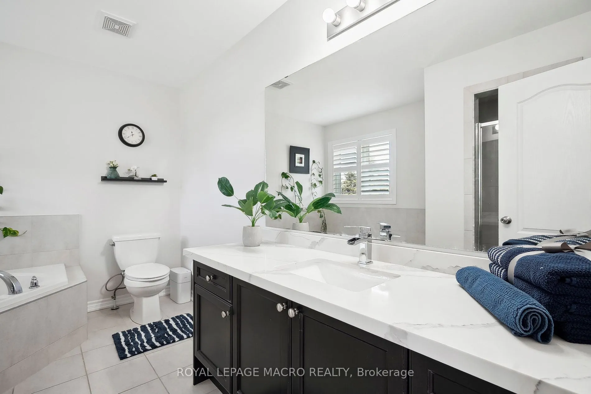 80 Bellroyal Crescent