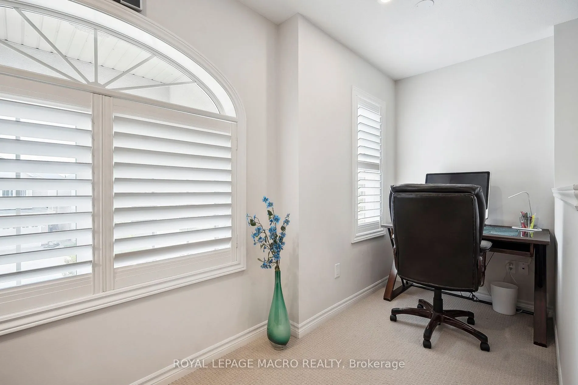 80 Bellroyal Crescent