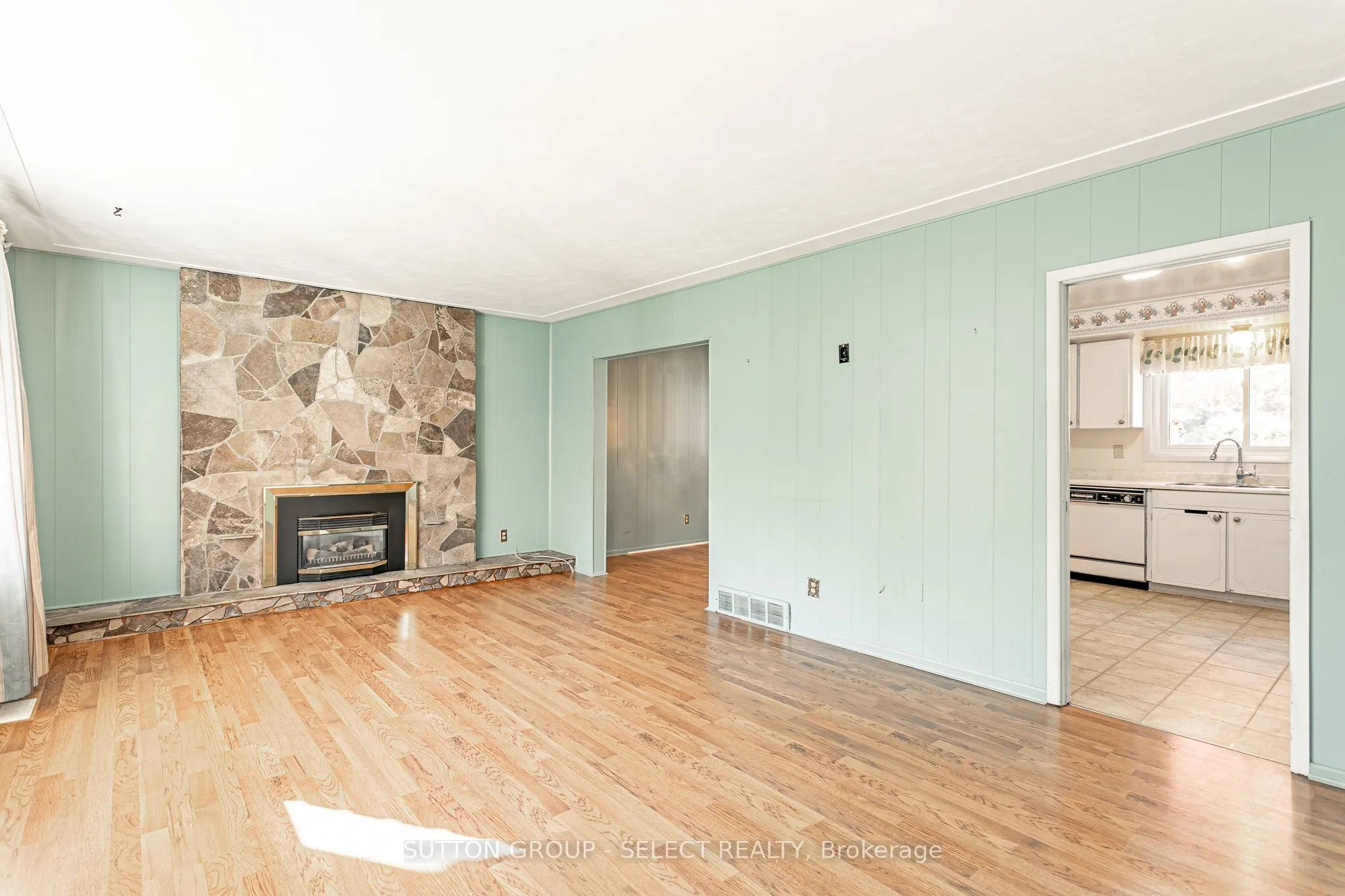 323 Base Line Road W