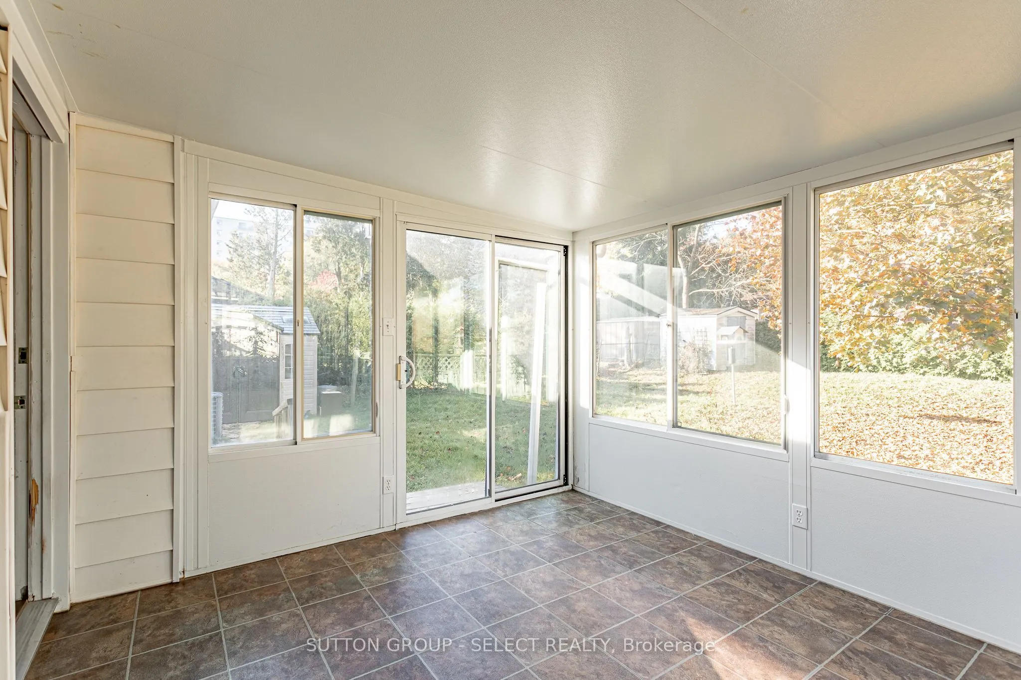 323 Base Line Road W