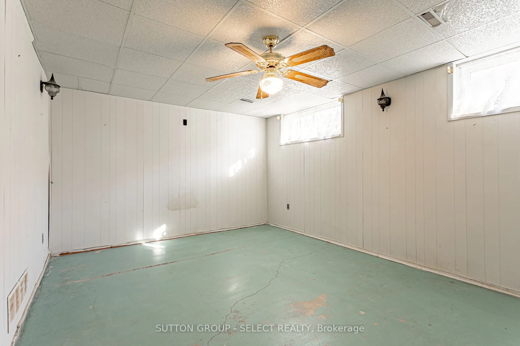 323 Base Line Road W