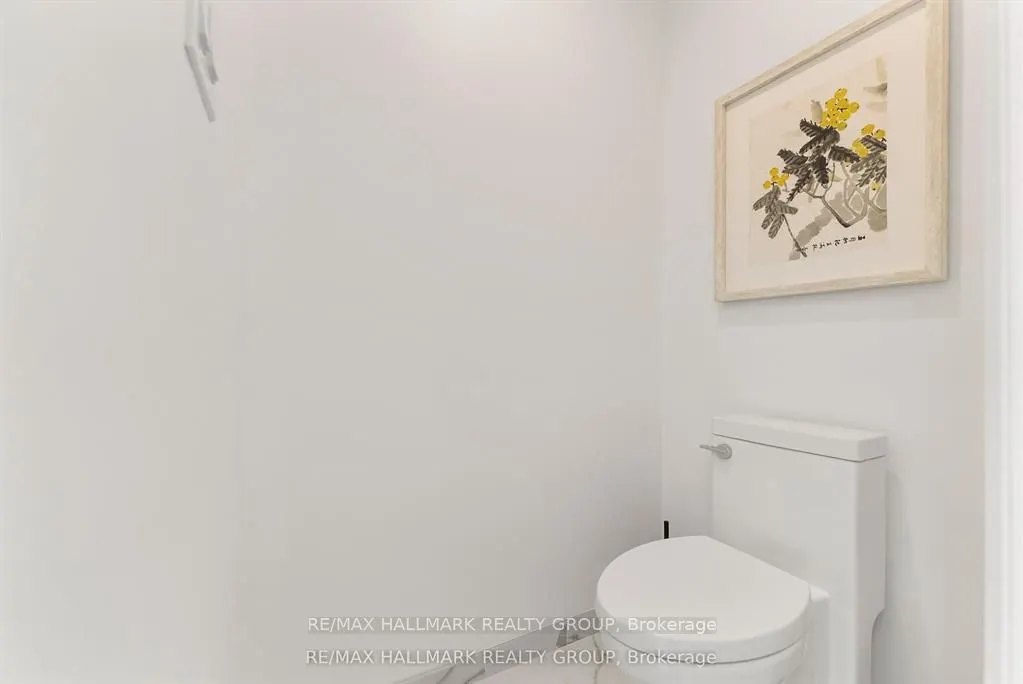 396 Roosevelt Avenue