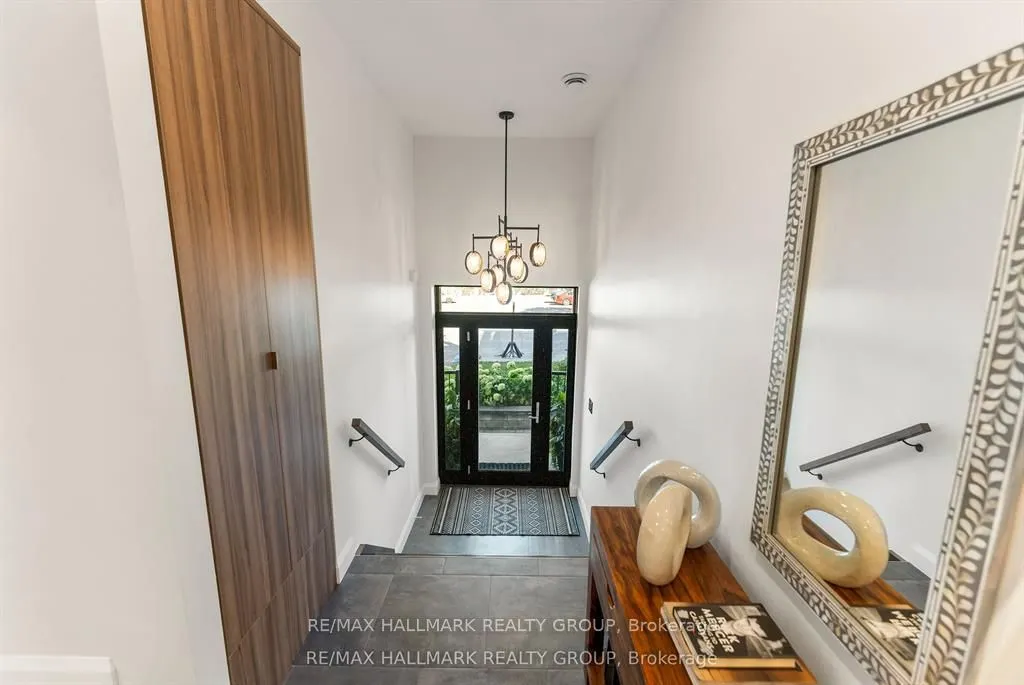 396 Roosevelt Avenue