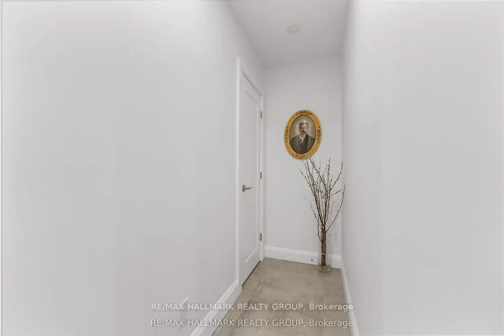 396 Roosevelt Avenue