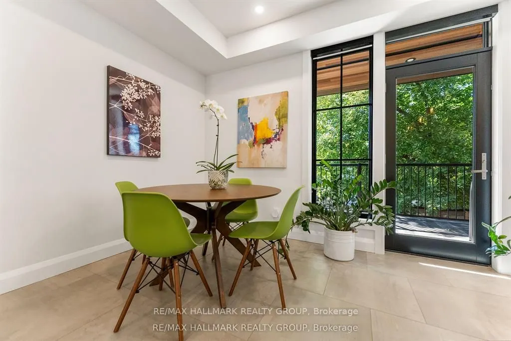 396 Roosevelt Avenue