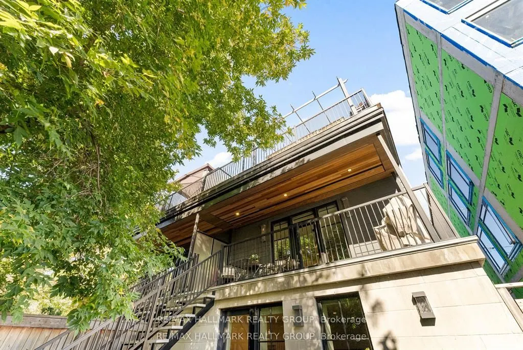 396 Roosevelt Avenue