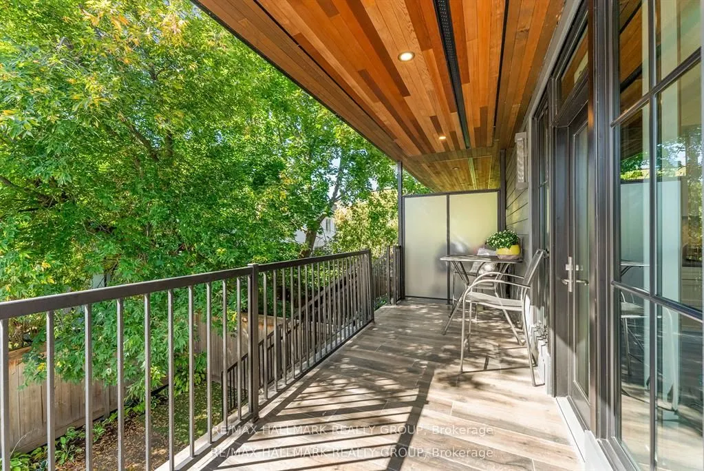 396 Roosevelt Avenue