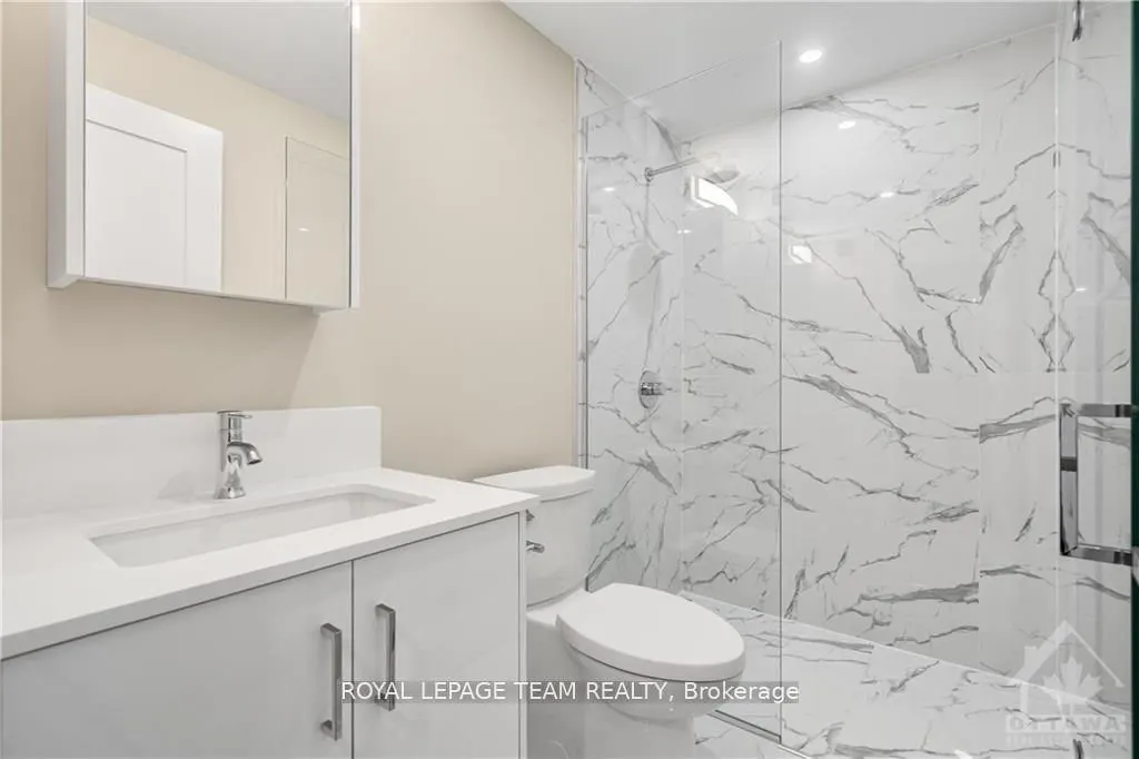 366 WINONA Avenue, #1