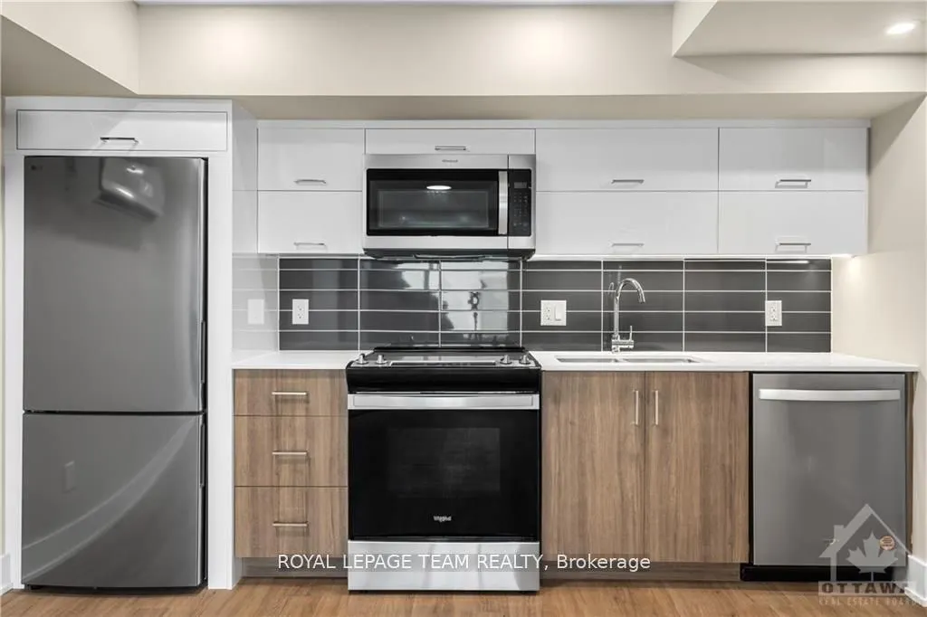 366 WINONA Avenue, #1