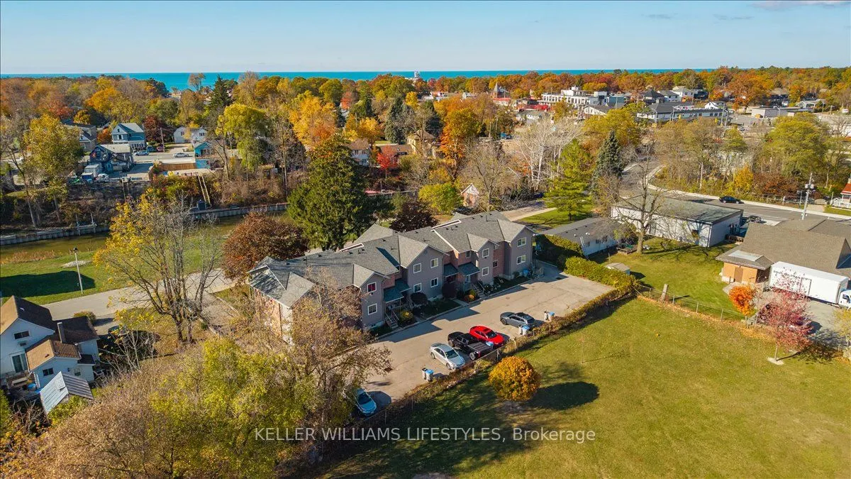 18 Sauble River Road, #4