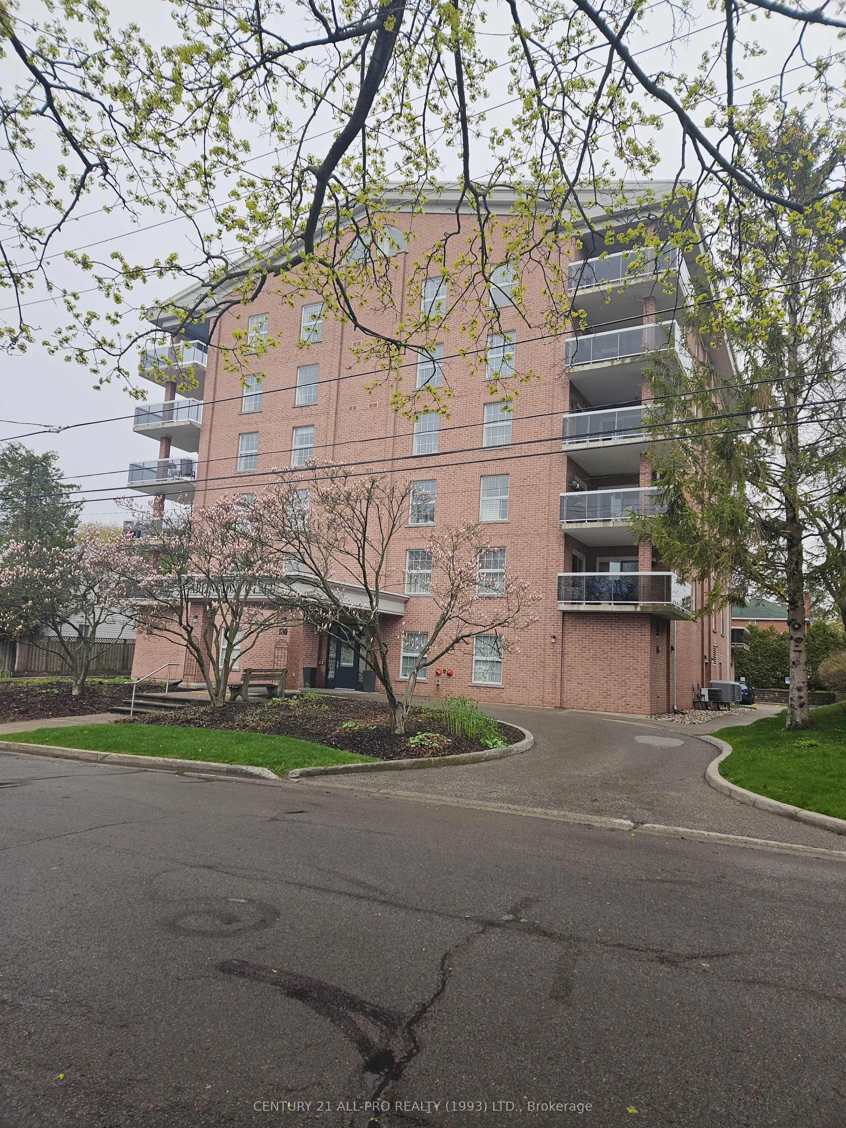 130 Queen Street, #3C