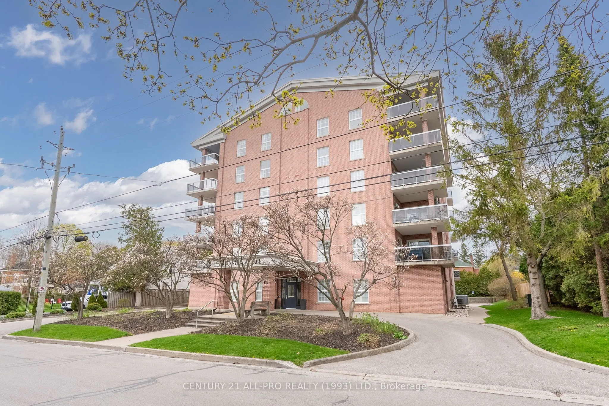 130 Queen Street, #3C