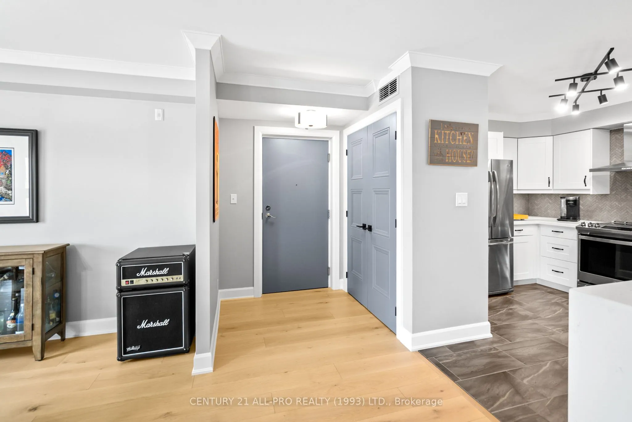 130 Queen Street, #3C