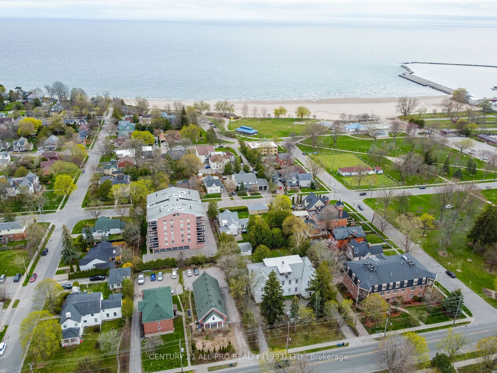 130 Queen Street, #3C