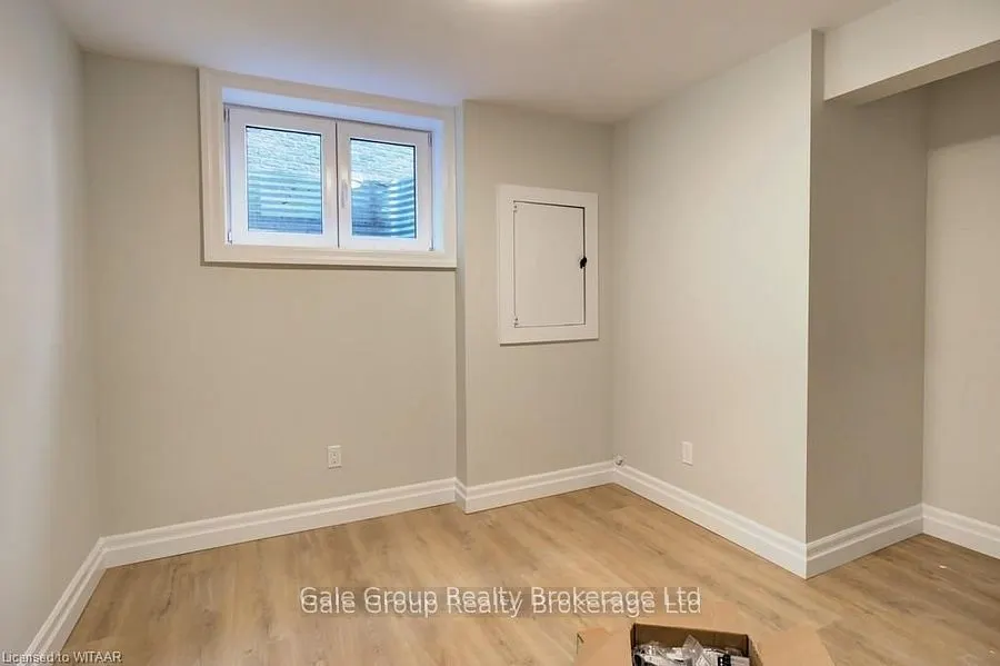 246 MUNNOCH Boulevard, #Basement Apartment