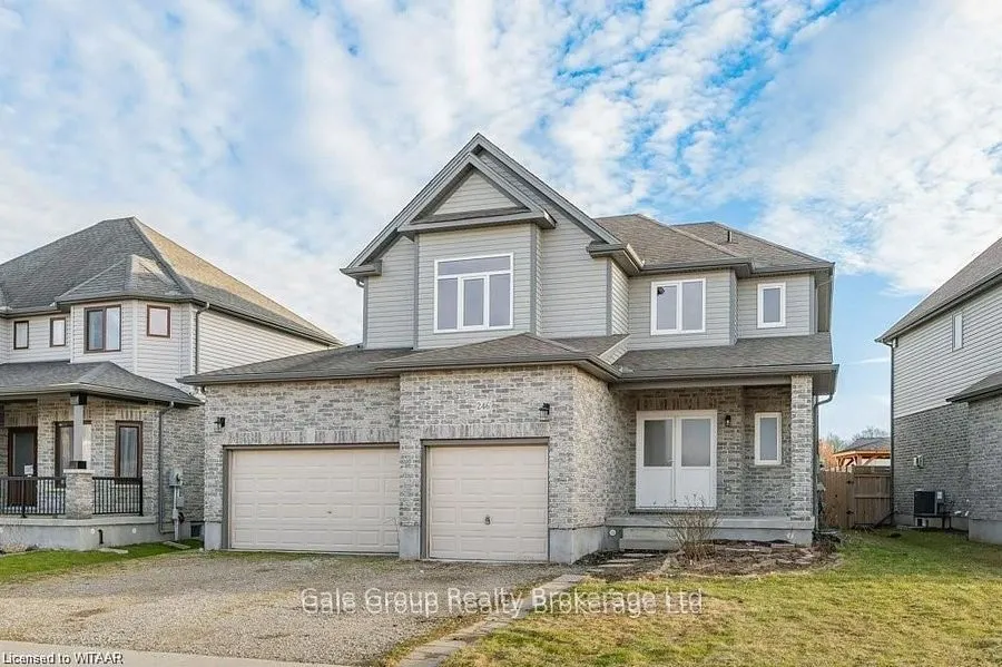 246 MUNNOCH Boulevard, #Basement Apartment