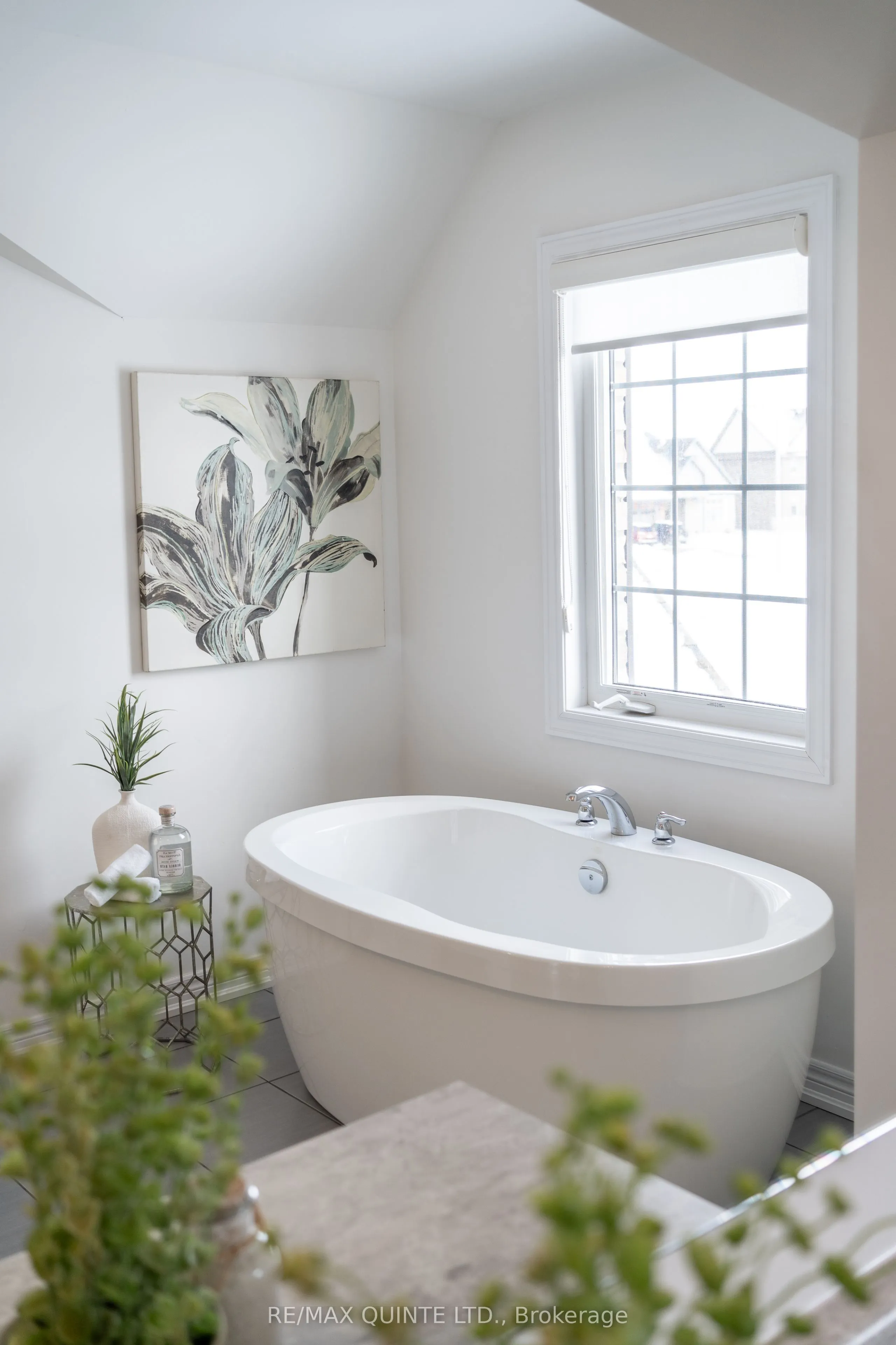 61 Summer Breeze Drive