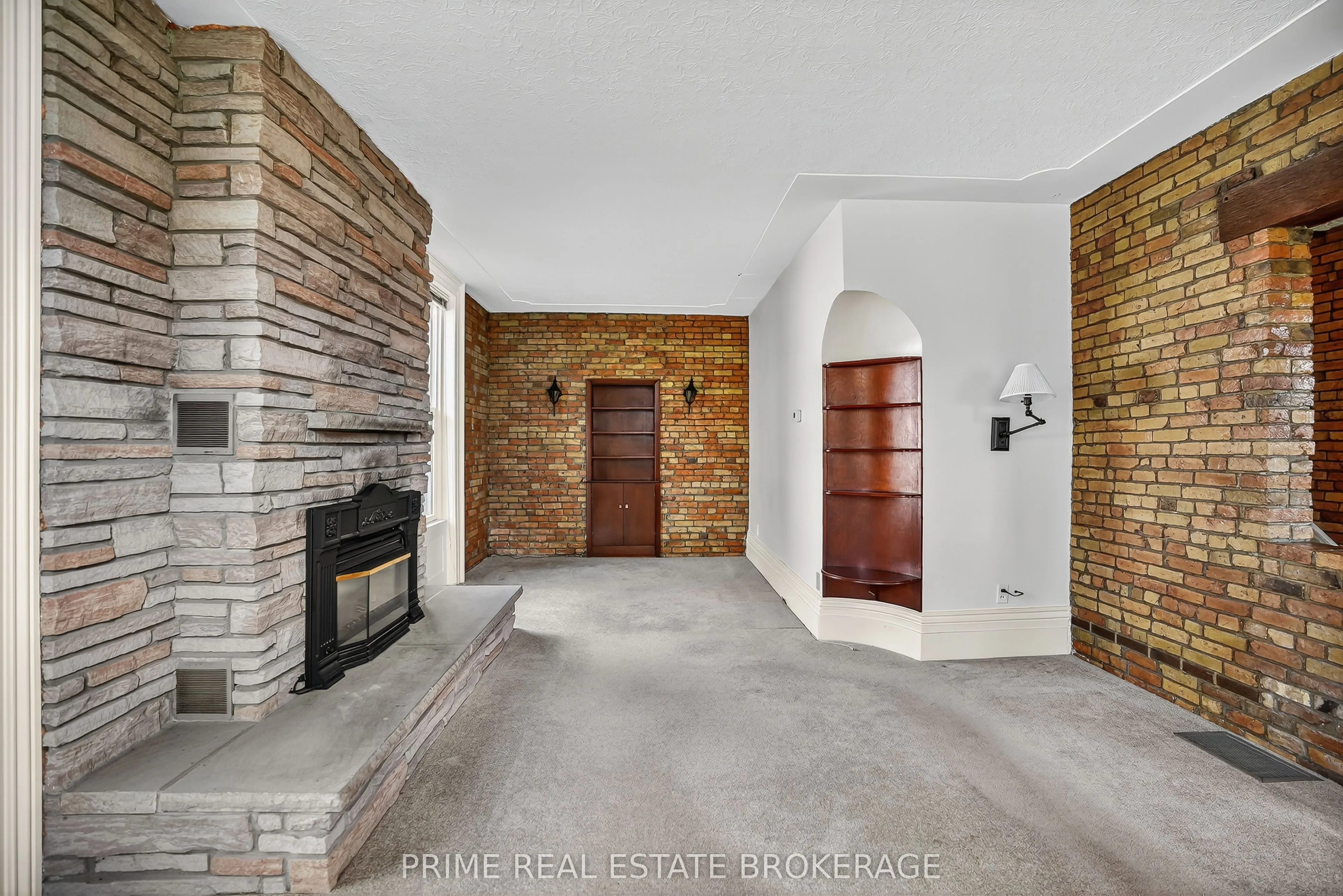 4626 Colonel Talbot Street