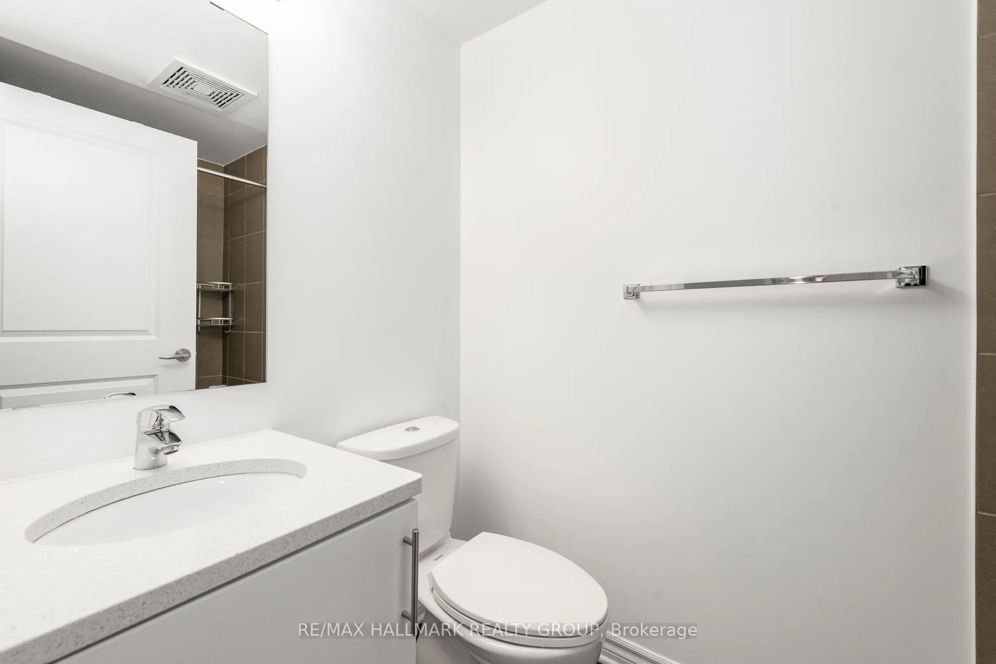 429 Kent Street, #103