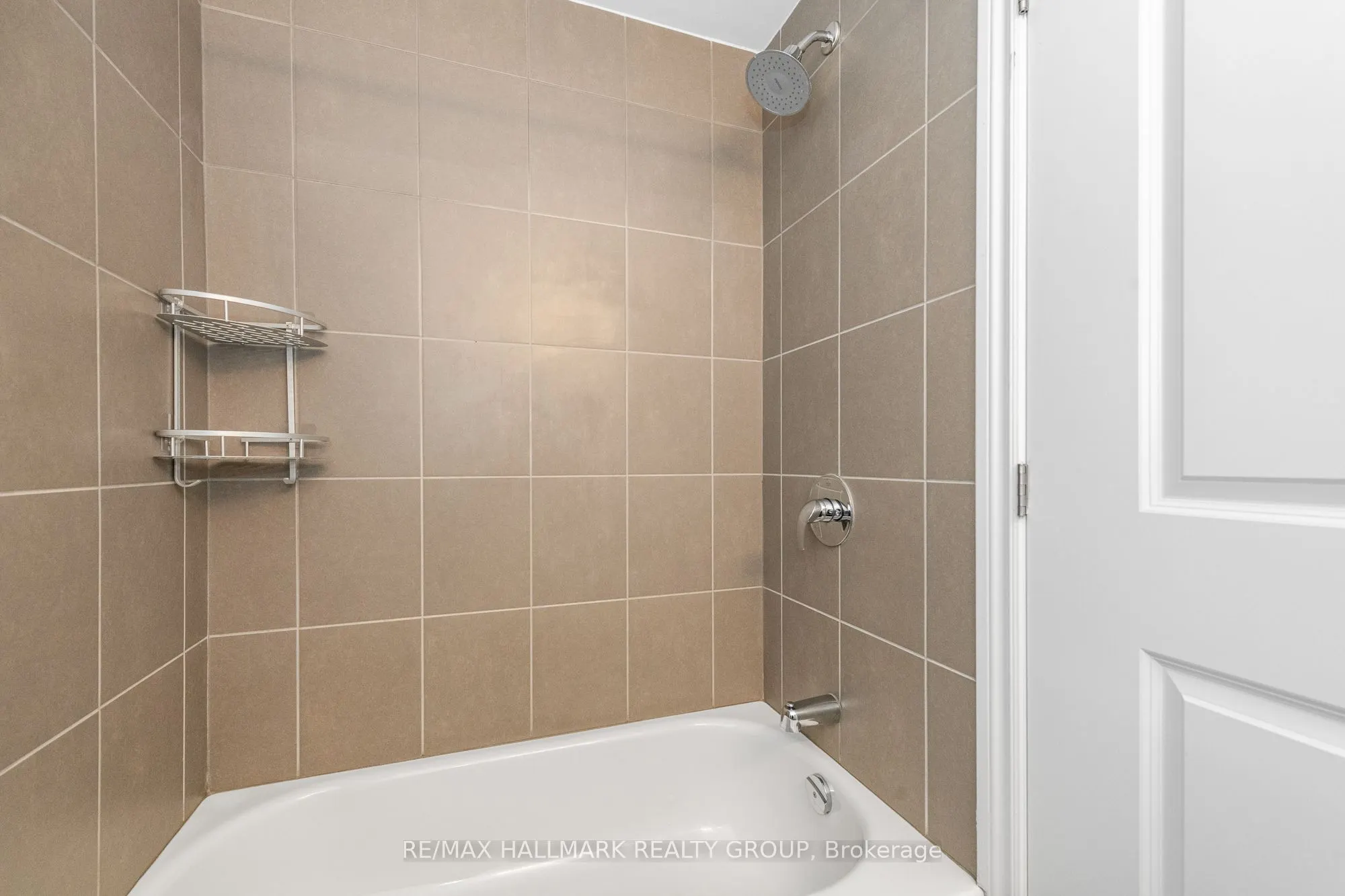 429 Kent Street, #103